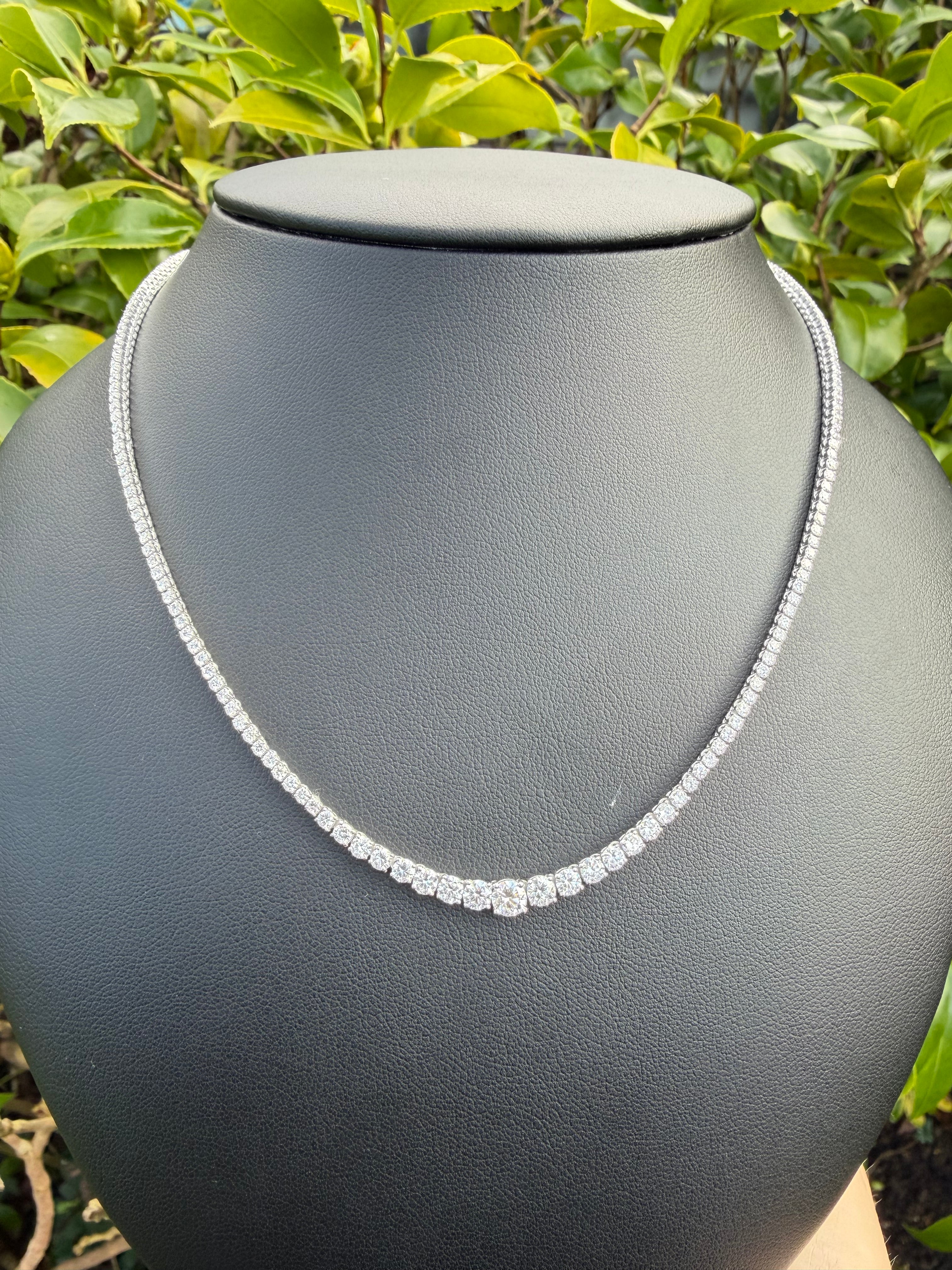 5.49ct Round Cut Lab grown Diamond graduated Tennis necklace IGI certified 9k White Gold