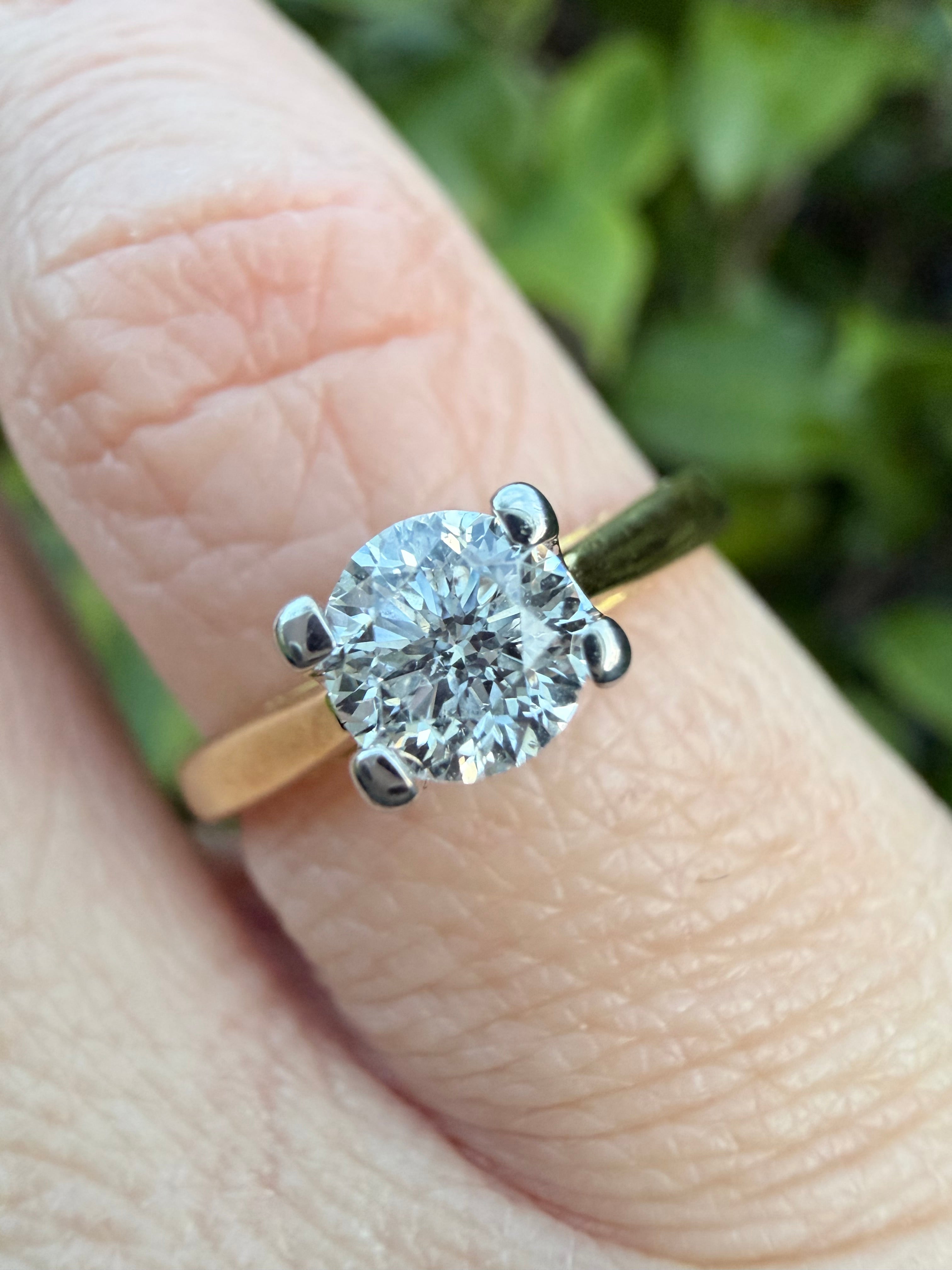 18k Yellow Gold 0.45ct Natural Round Brilliant Cut Diamond Solitaire Ring certified