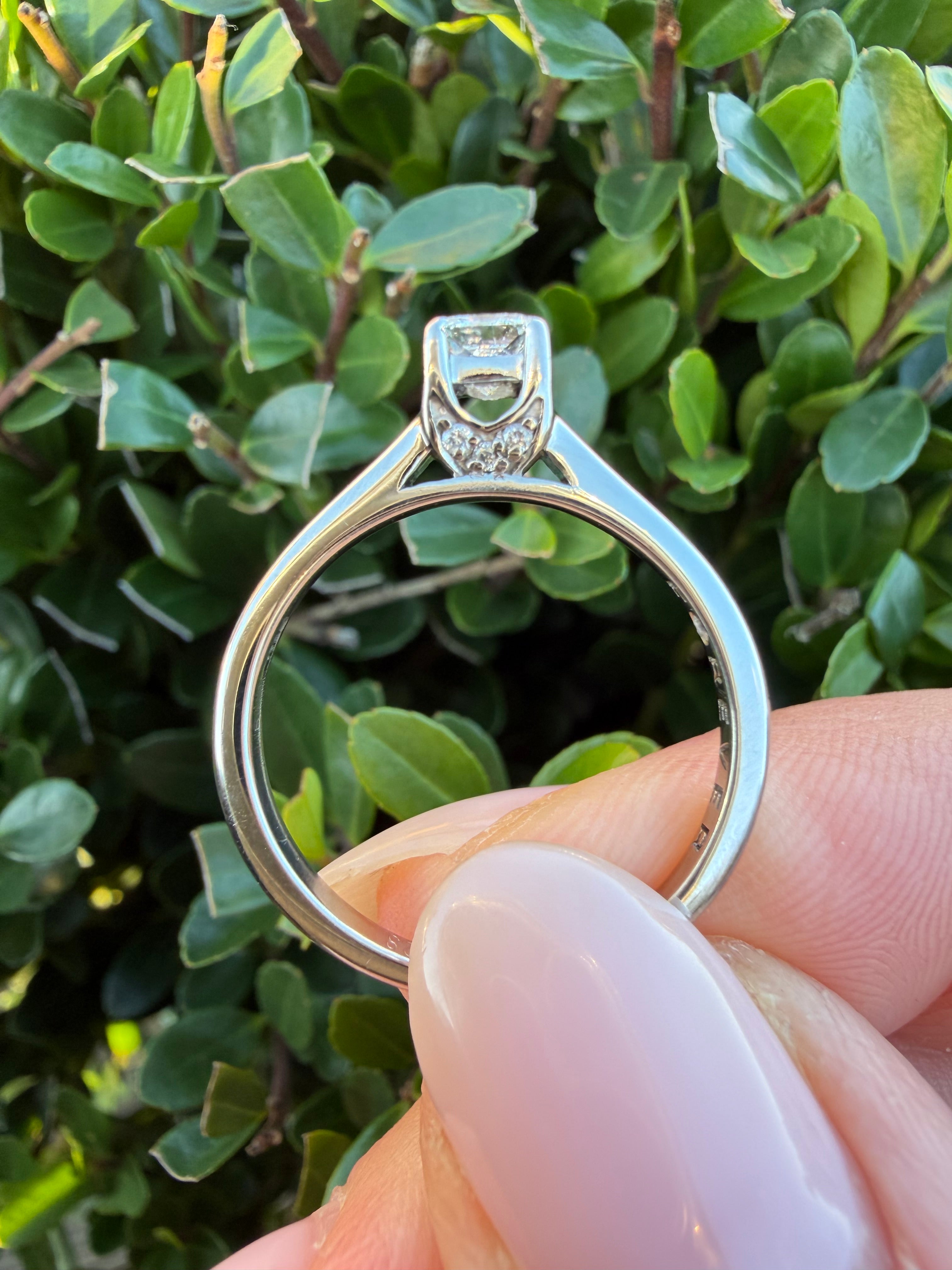 Platinum 0.28ct Princess Cut Natural Diamond Solitaire Ring certified