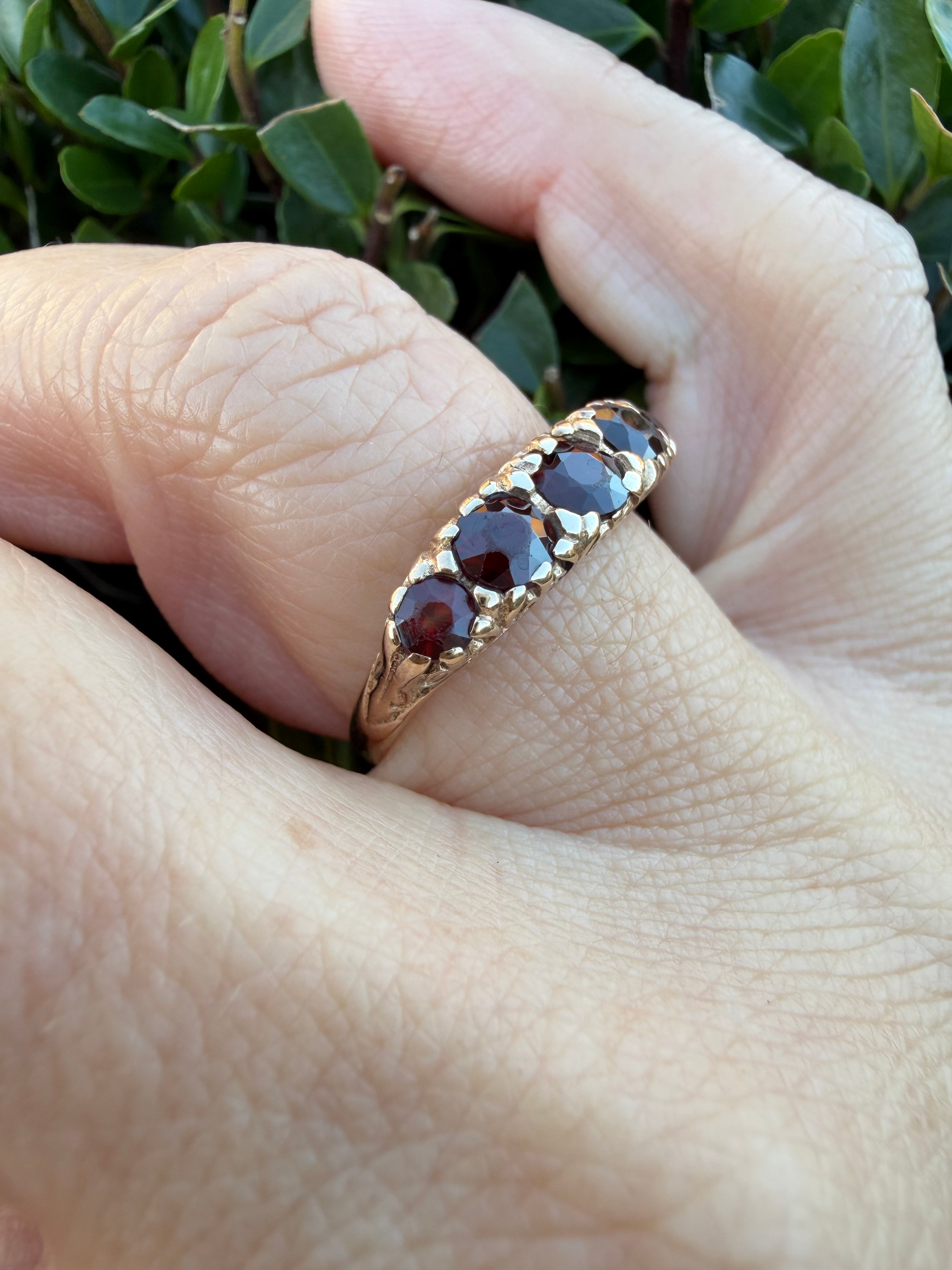 14k Yellow Gold 0.76ct Natural Garnet Boat Ring certified