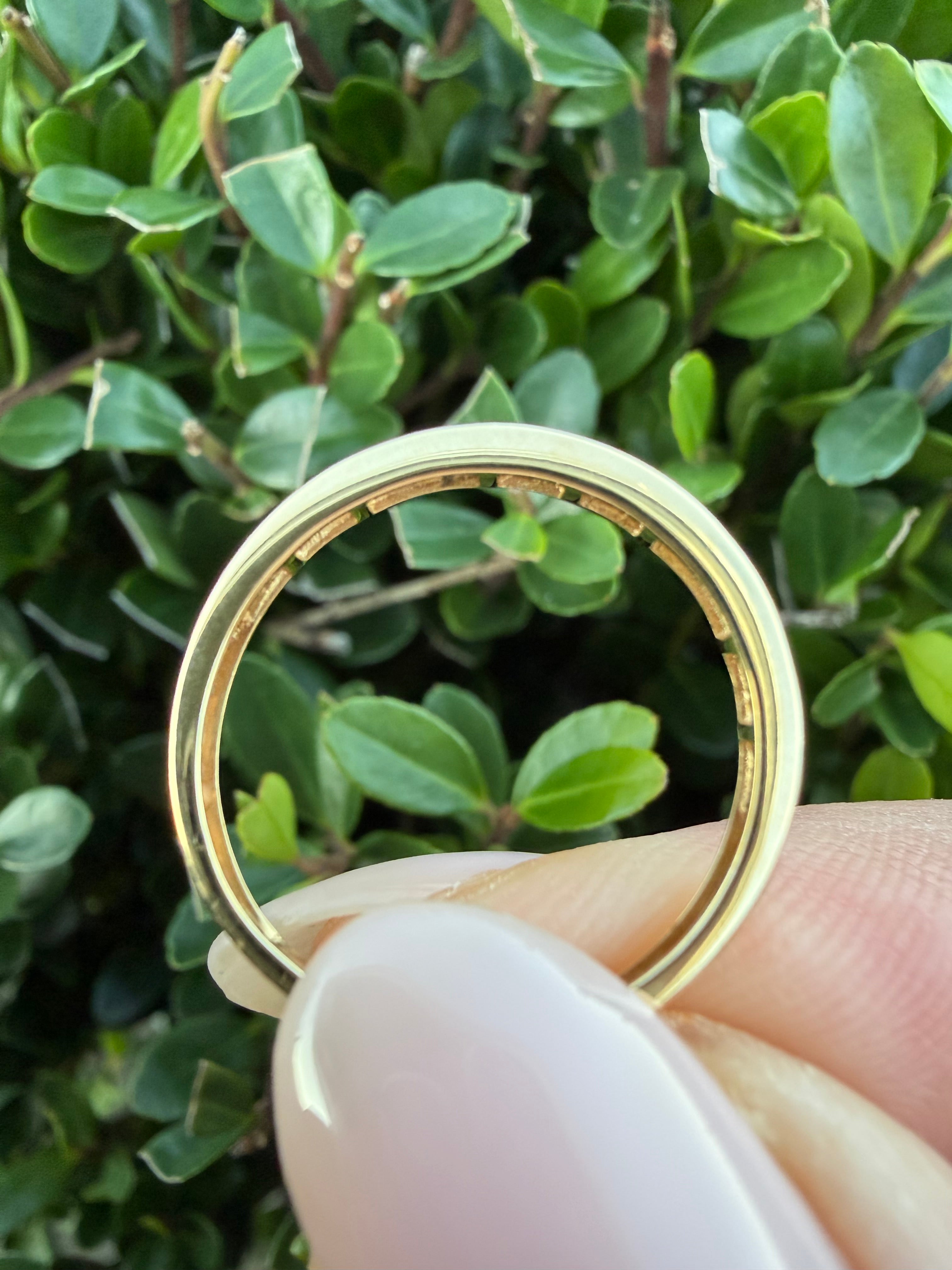 18k yellow Gold 0.25ct Round Brilliant Cut Natural Diamond Half Eternity Ring certified