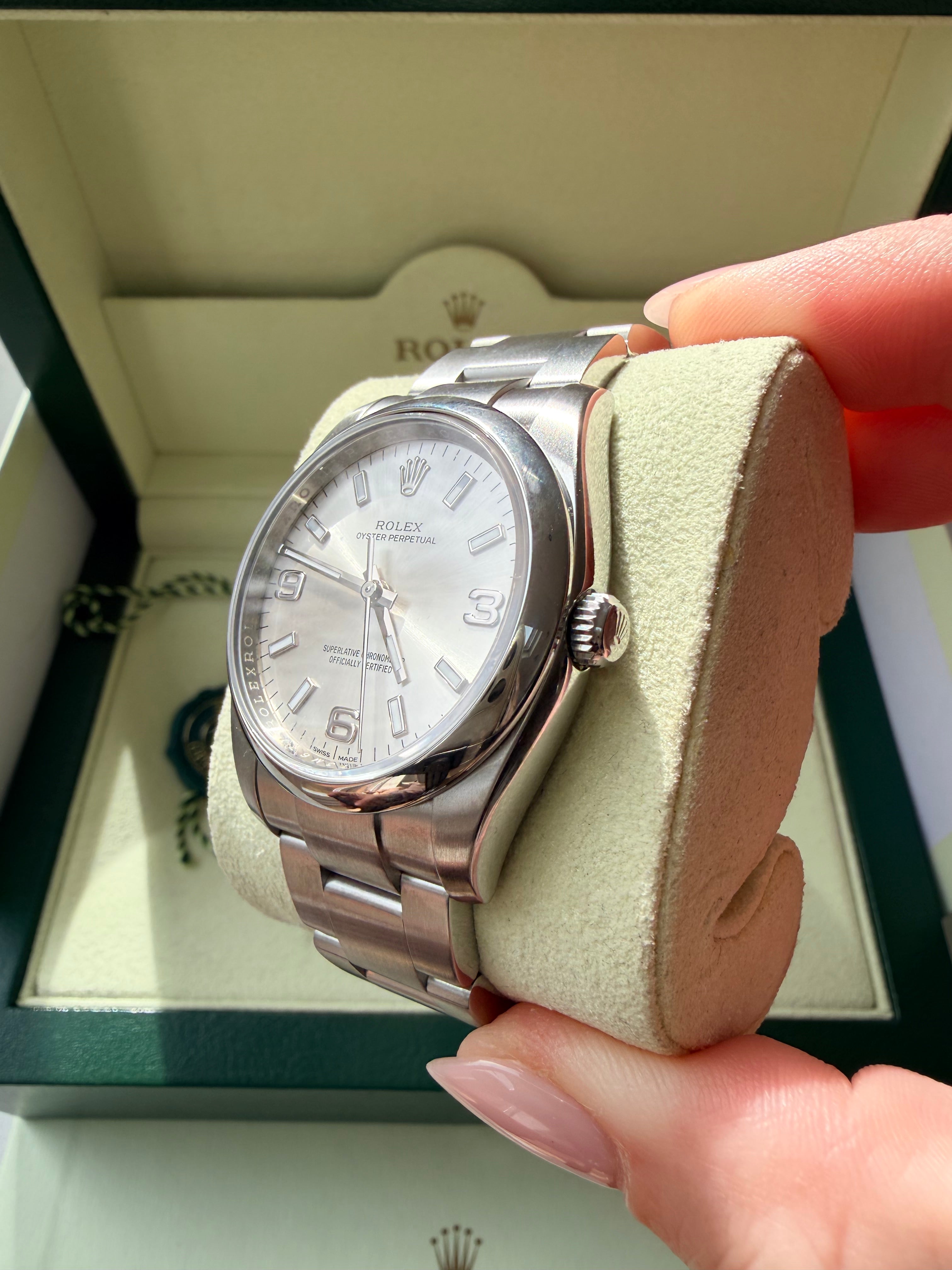 Rolex Oyster Perpetual 114200 – 34mm – Silver Dial – 2018 – Boxed