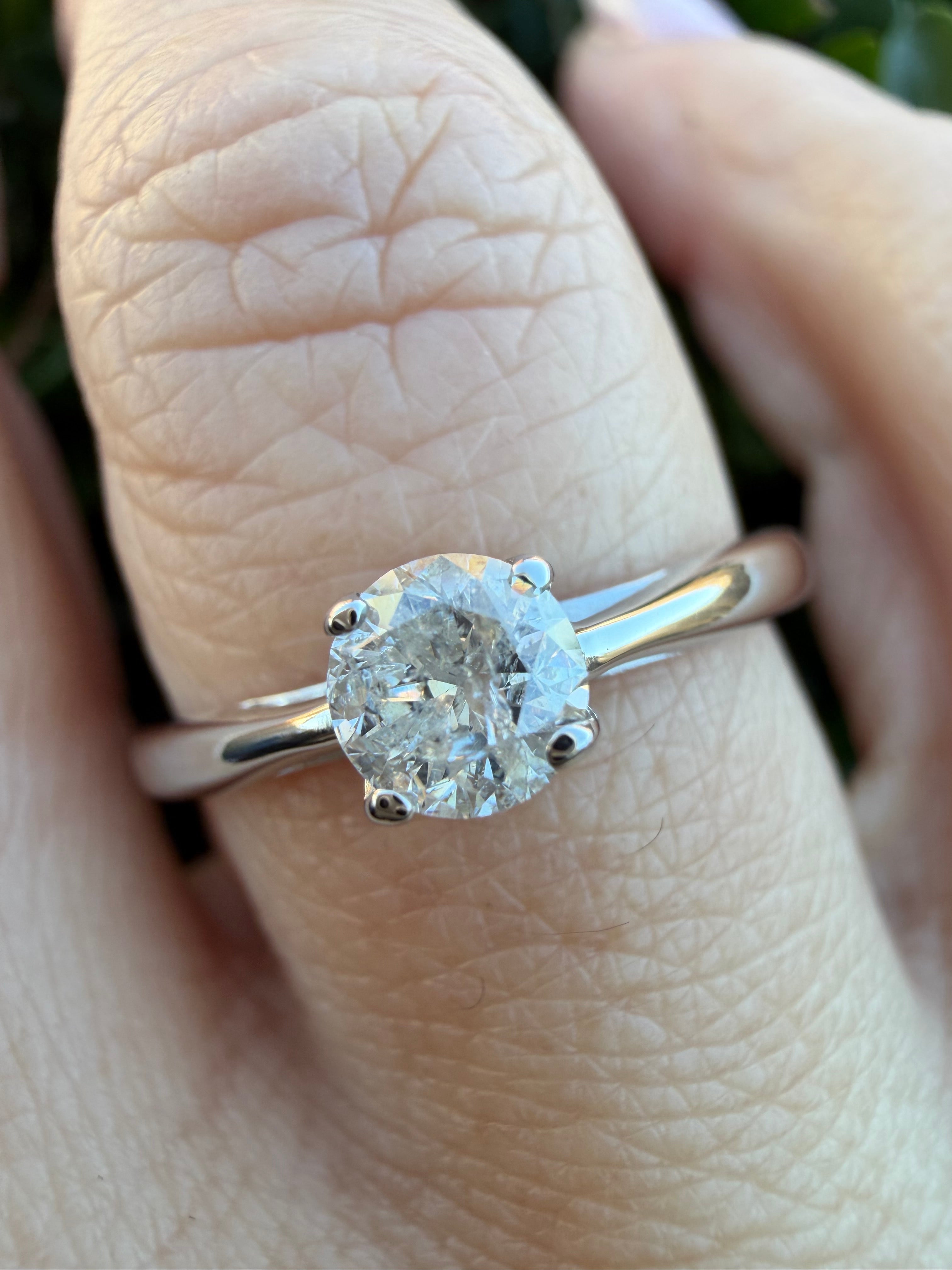 9k White Gold 0.50ct Natural Round Cut Diamond Solitaire Ring certified