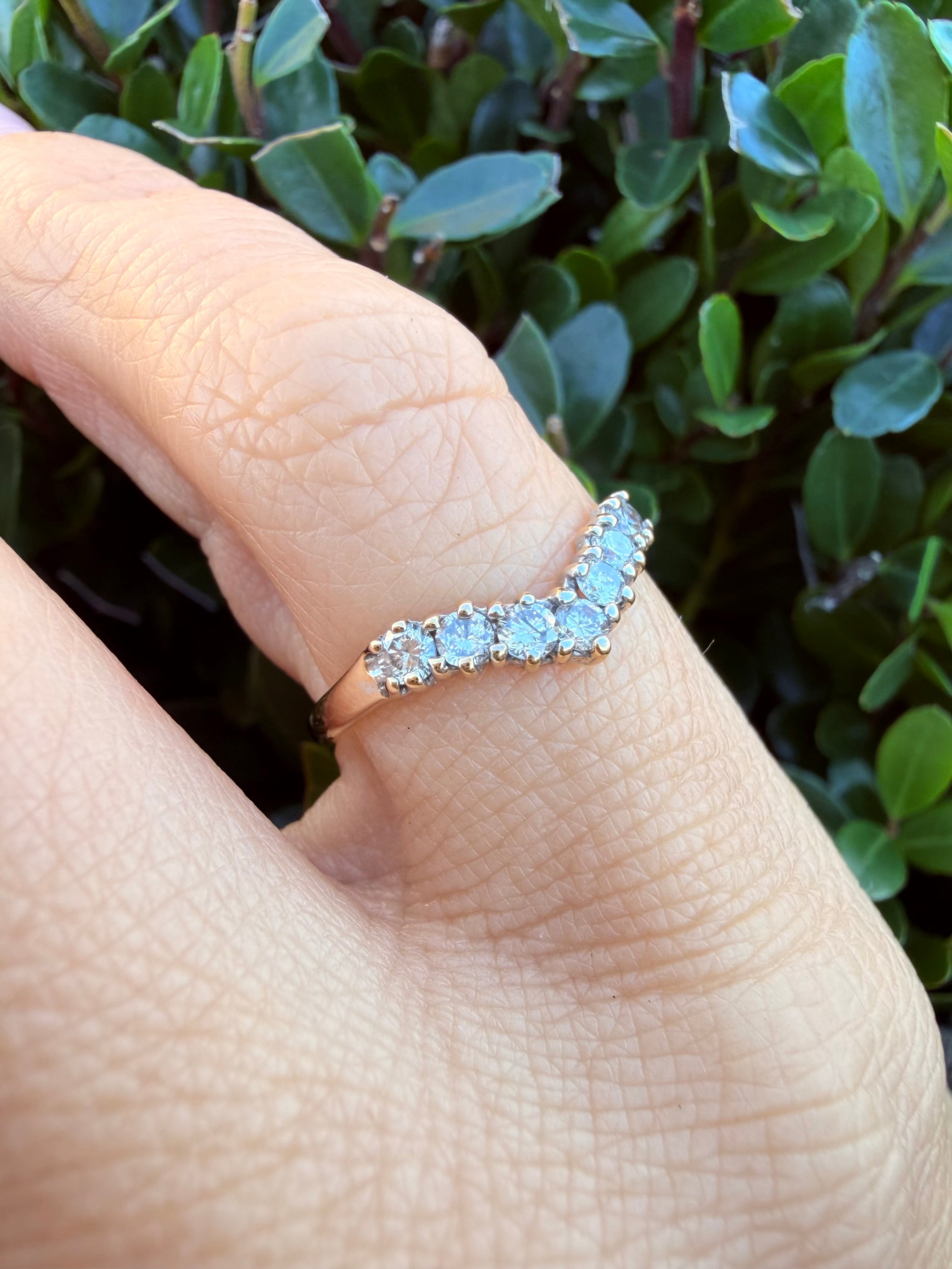 9k Yellow Gold 0.25ct Natural Diamond Half Eternity Ring certified