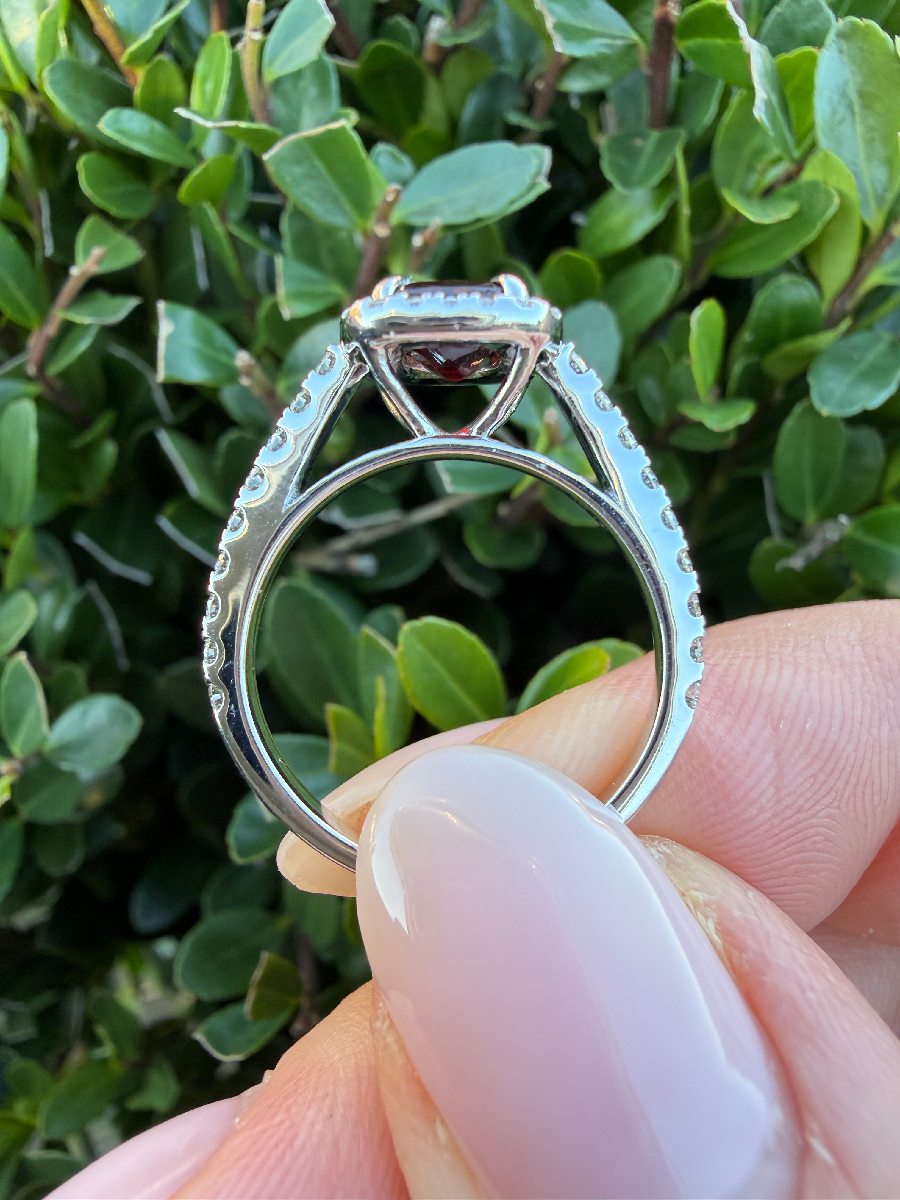 9K White Gold Garnet And Natural Diamond Ring certified