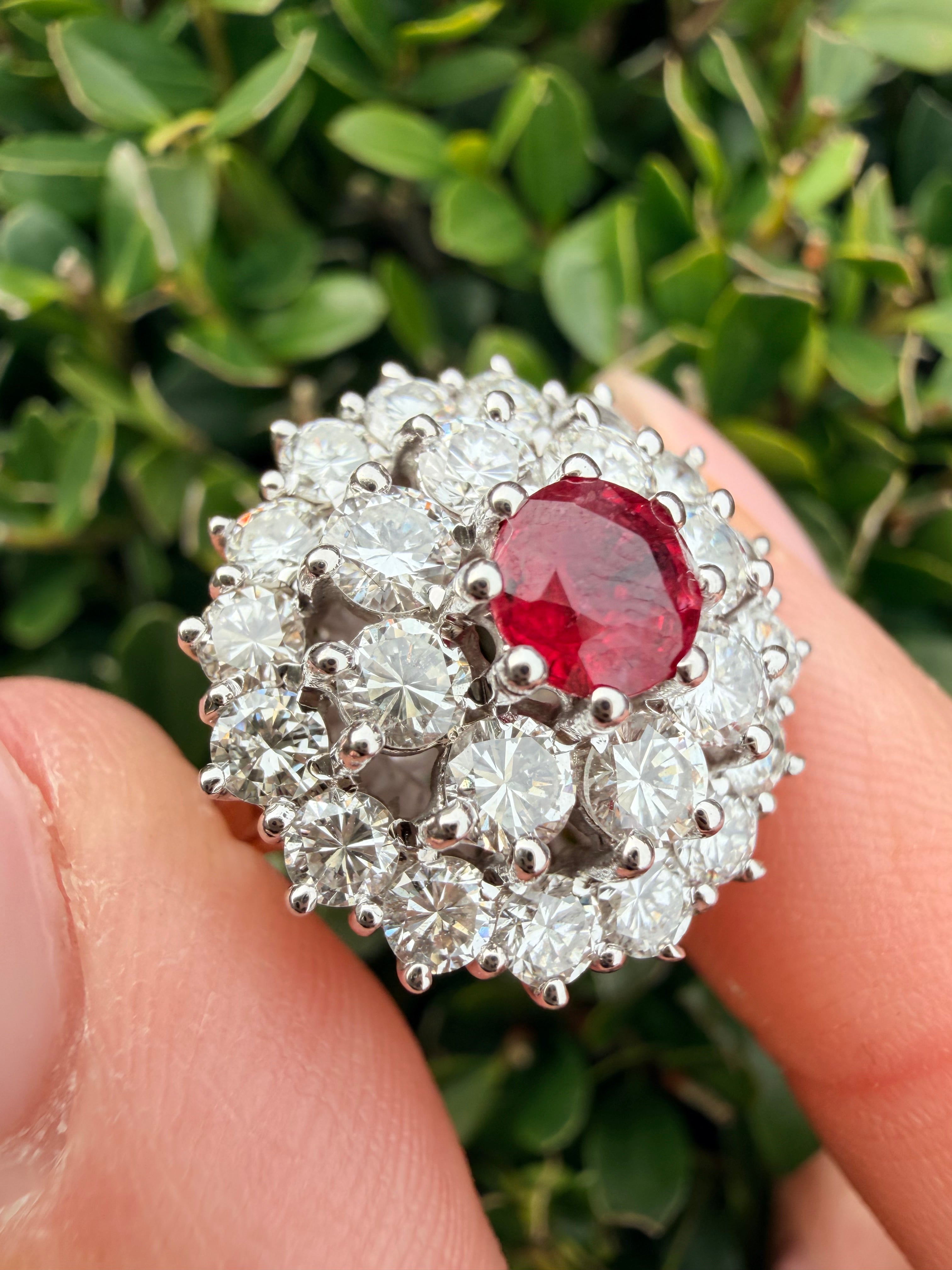 18k Gold 2.65ct Natural Diamond And Ruby Ring Certified