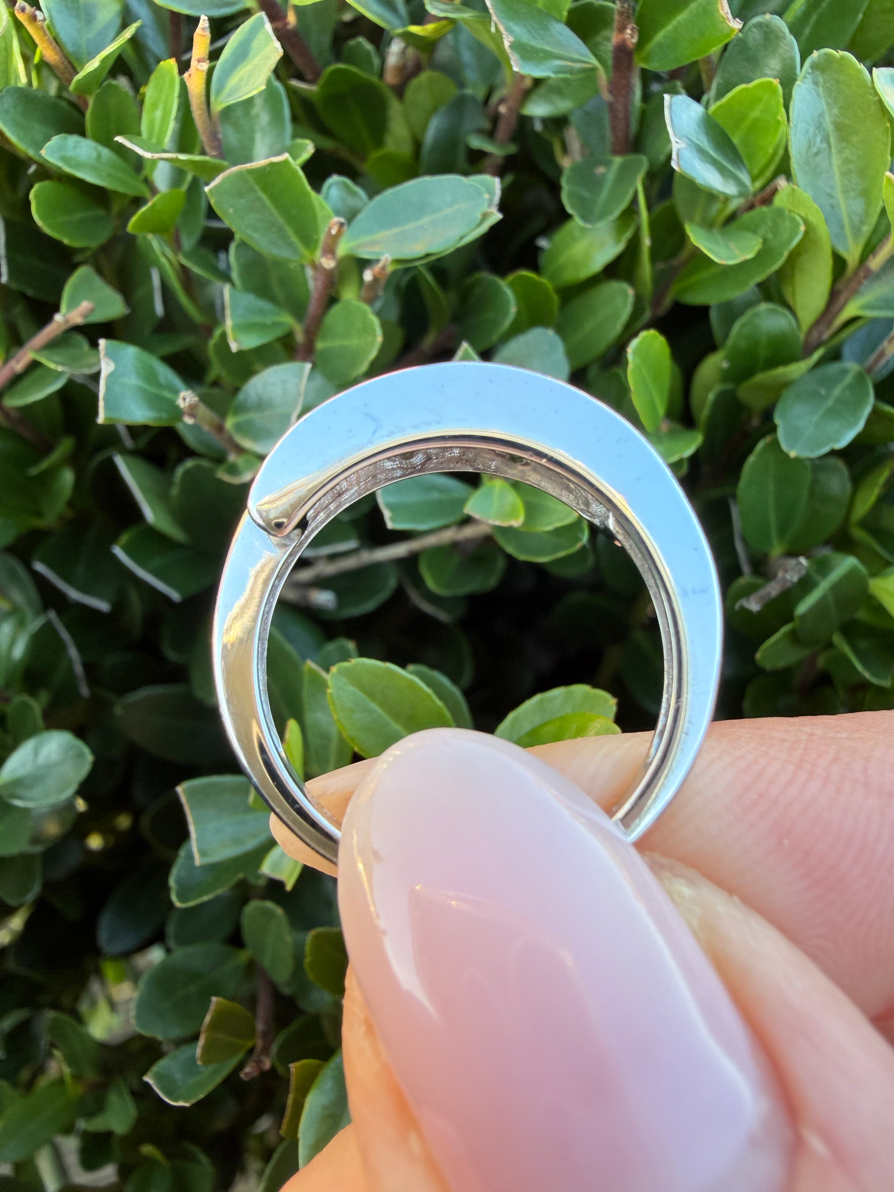 9k White Gold 0.25ct Natural Princess Cut Diamond Half Eternity Ring certified