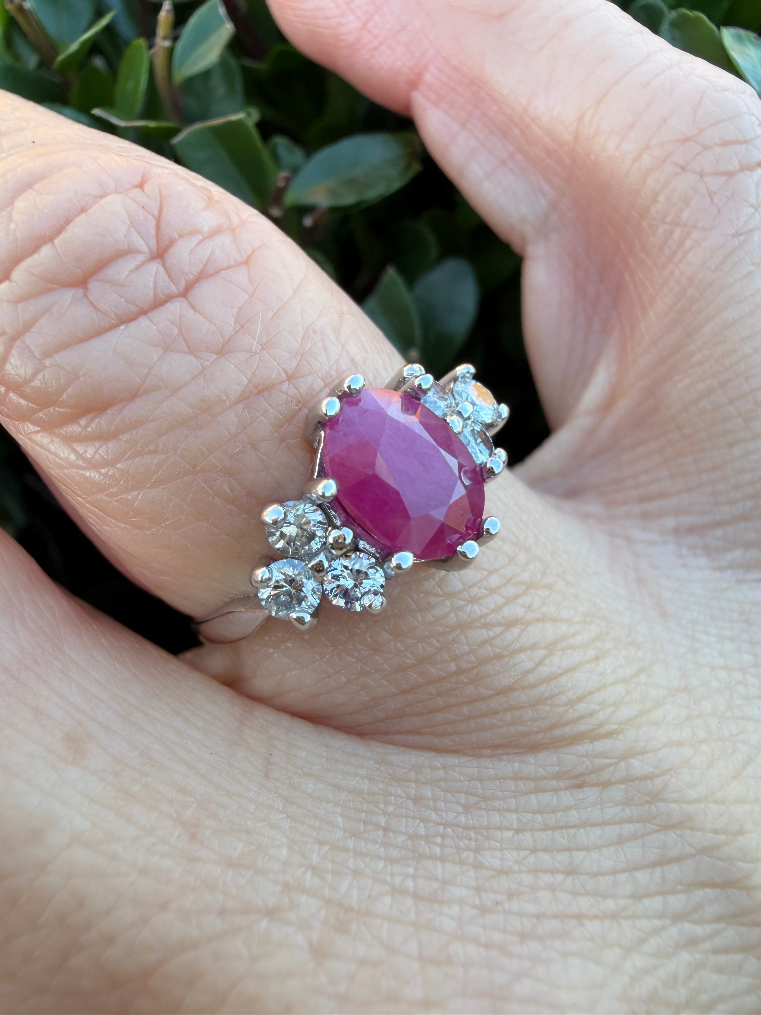 14k White Gold Natural Ruby And Natural Diamond Ring certified