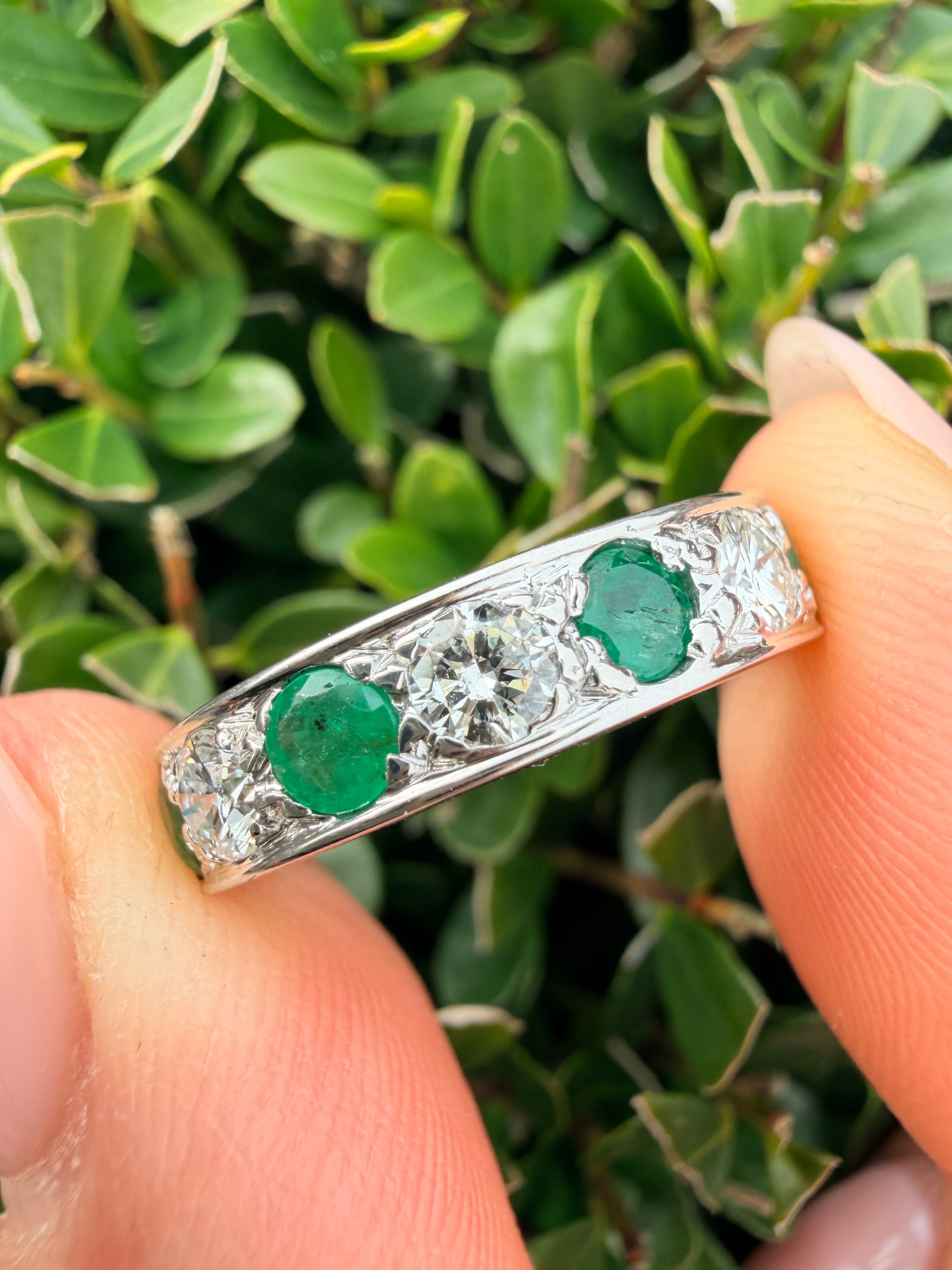 18k gold natural diamond and Natural emerald half eternity ring certified