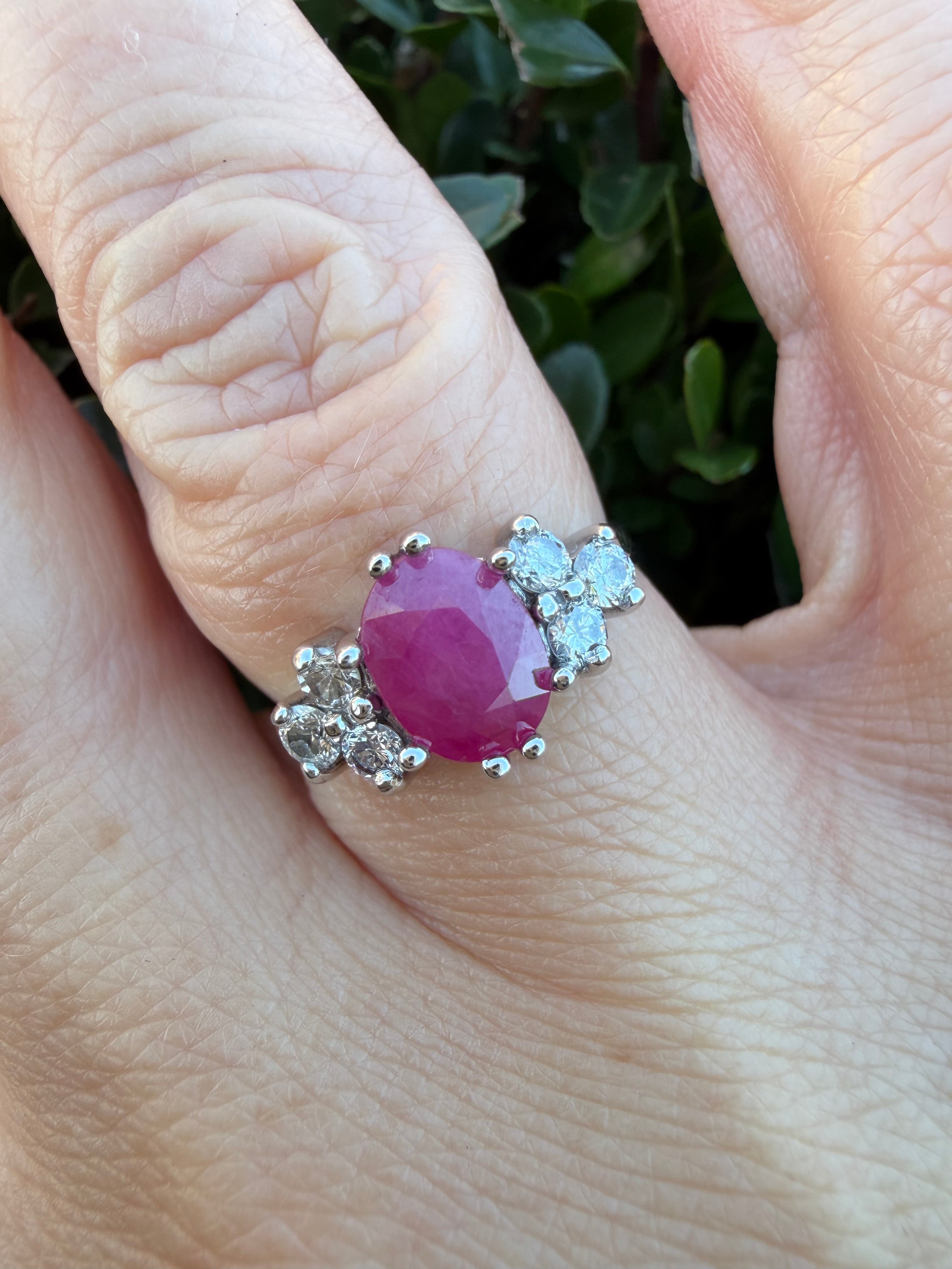 14k White Gold Natural Ruby And Natural Diamond Ring certified