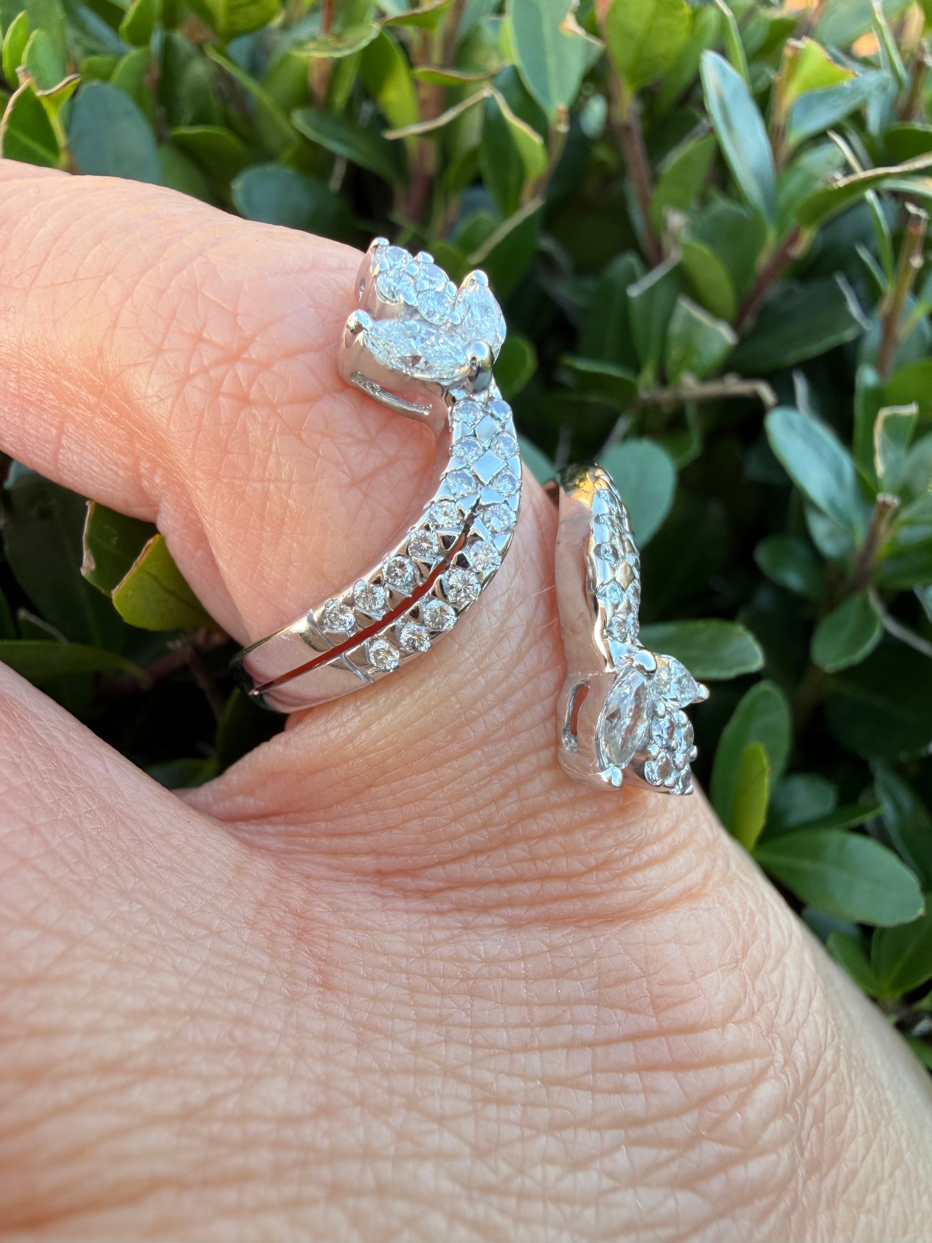 18k White Gold 0.80ct Natural Diamond Ring certified