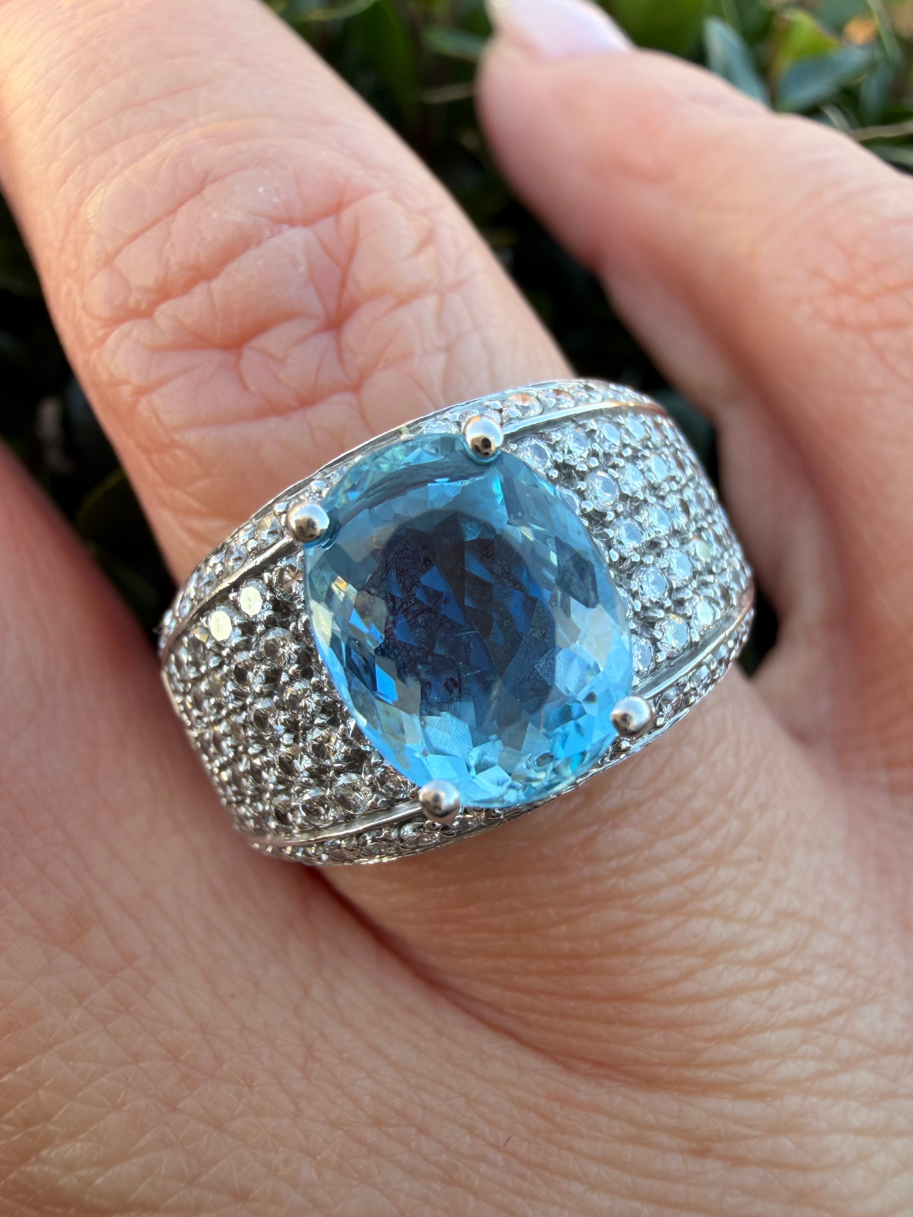 18k White Gold 2.05Ct Natural Aquamarine And 2.00ct Natural Diamond Ring certified