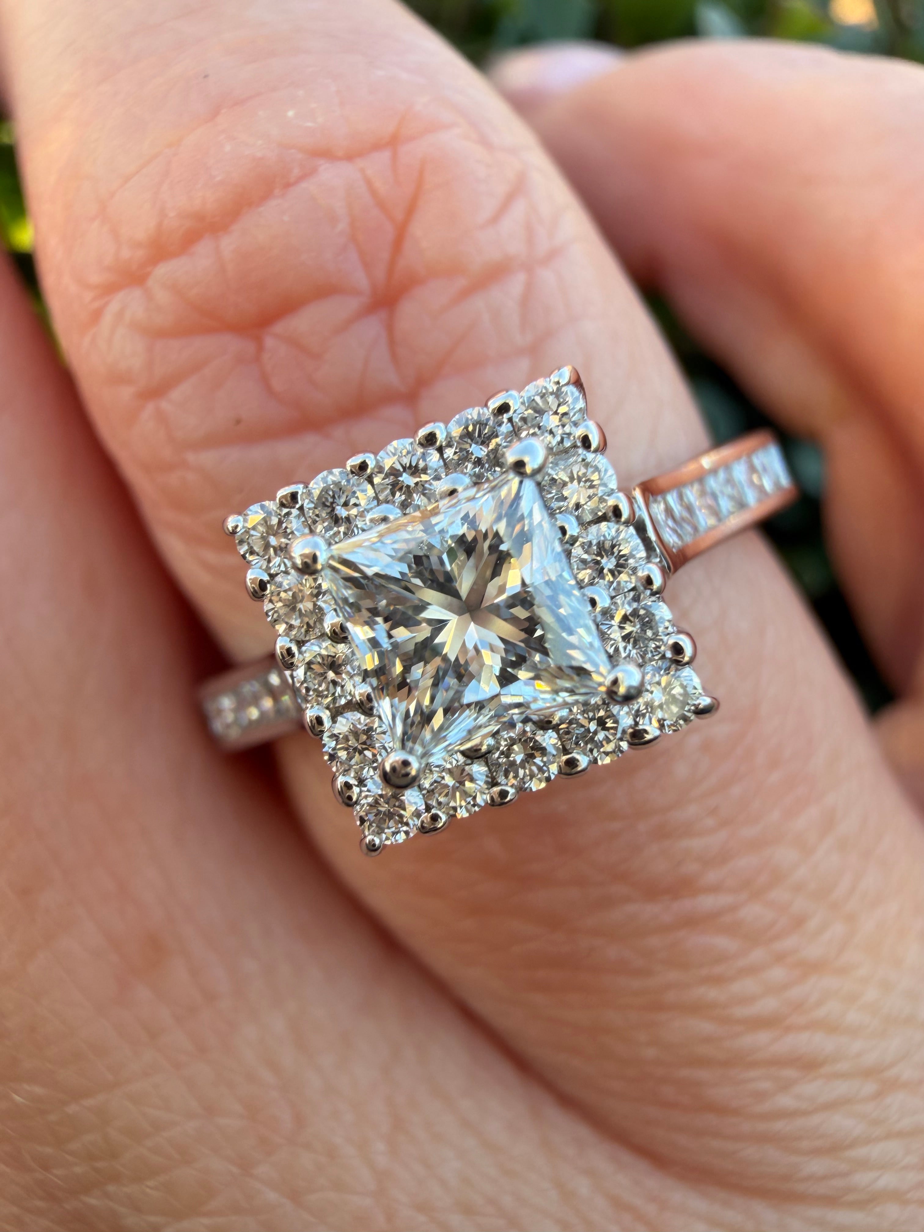 18k White Gold 1ct Natural Princess Cut Diamond Halo Ring certified