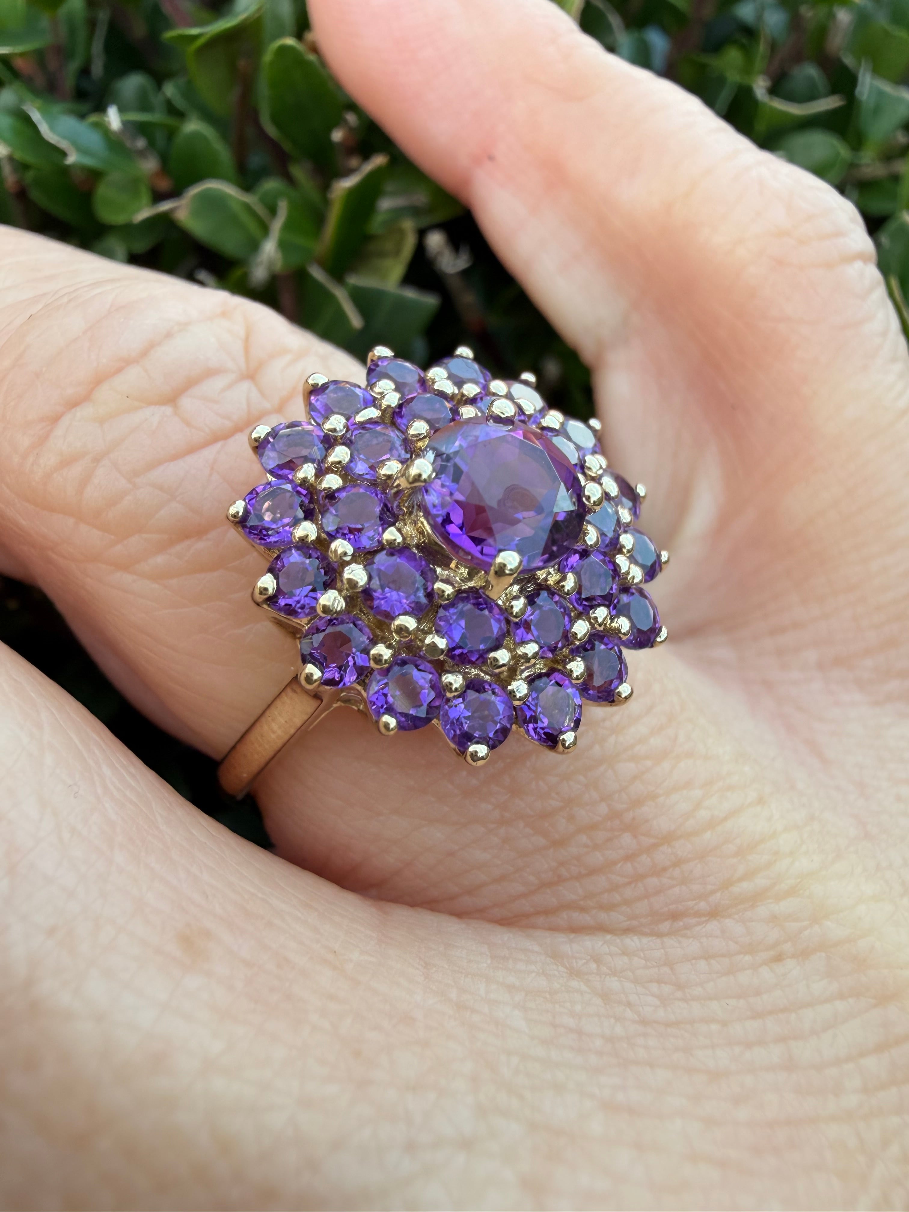 9k Gold 2.10ct Natural Amethyst Cluster Ring Certified