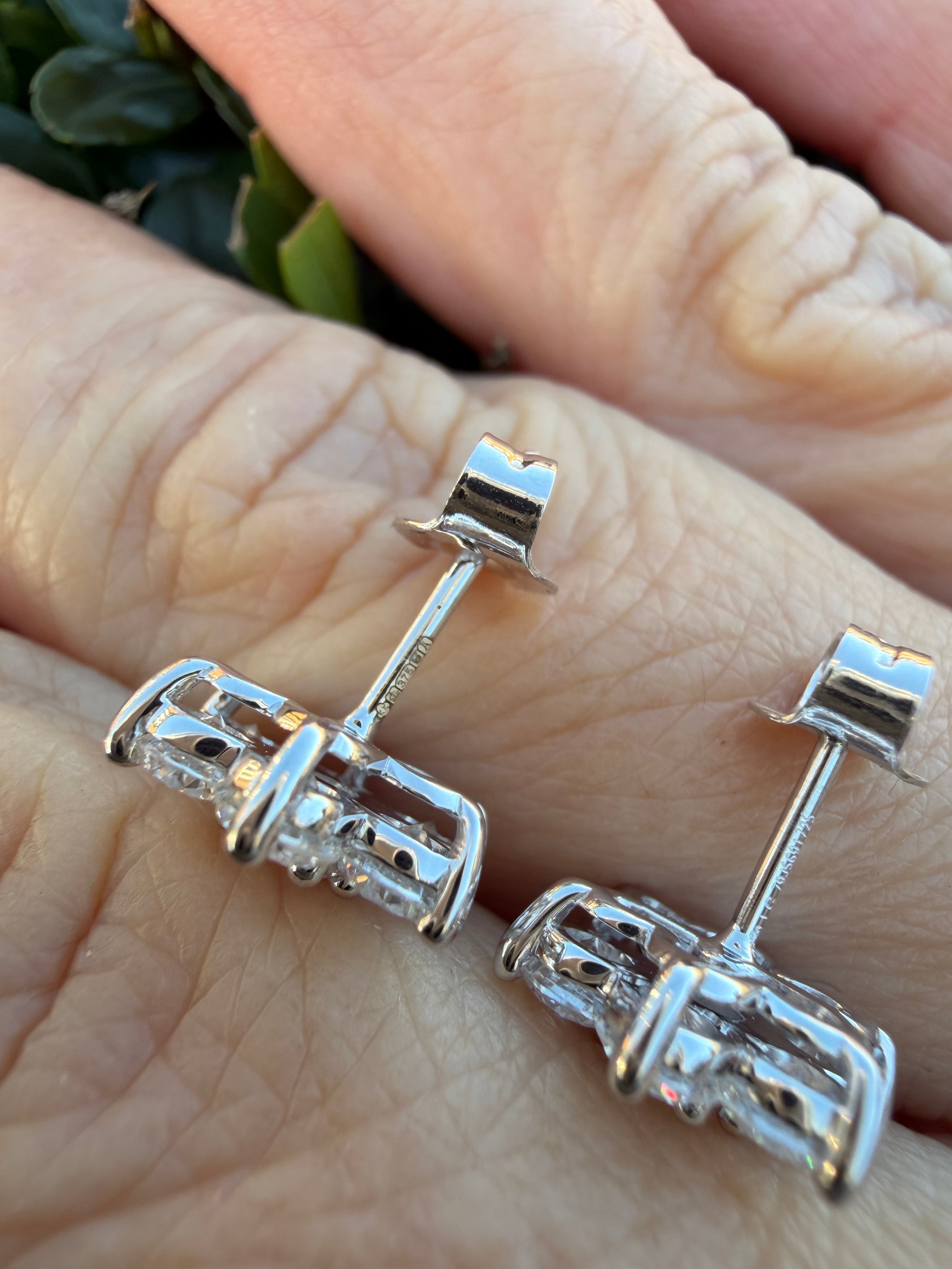 2.23ct round brilliant Cut lab grown Diamond cluster Earrings 9k white gold IGI certified