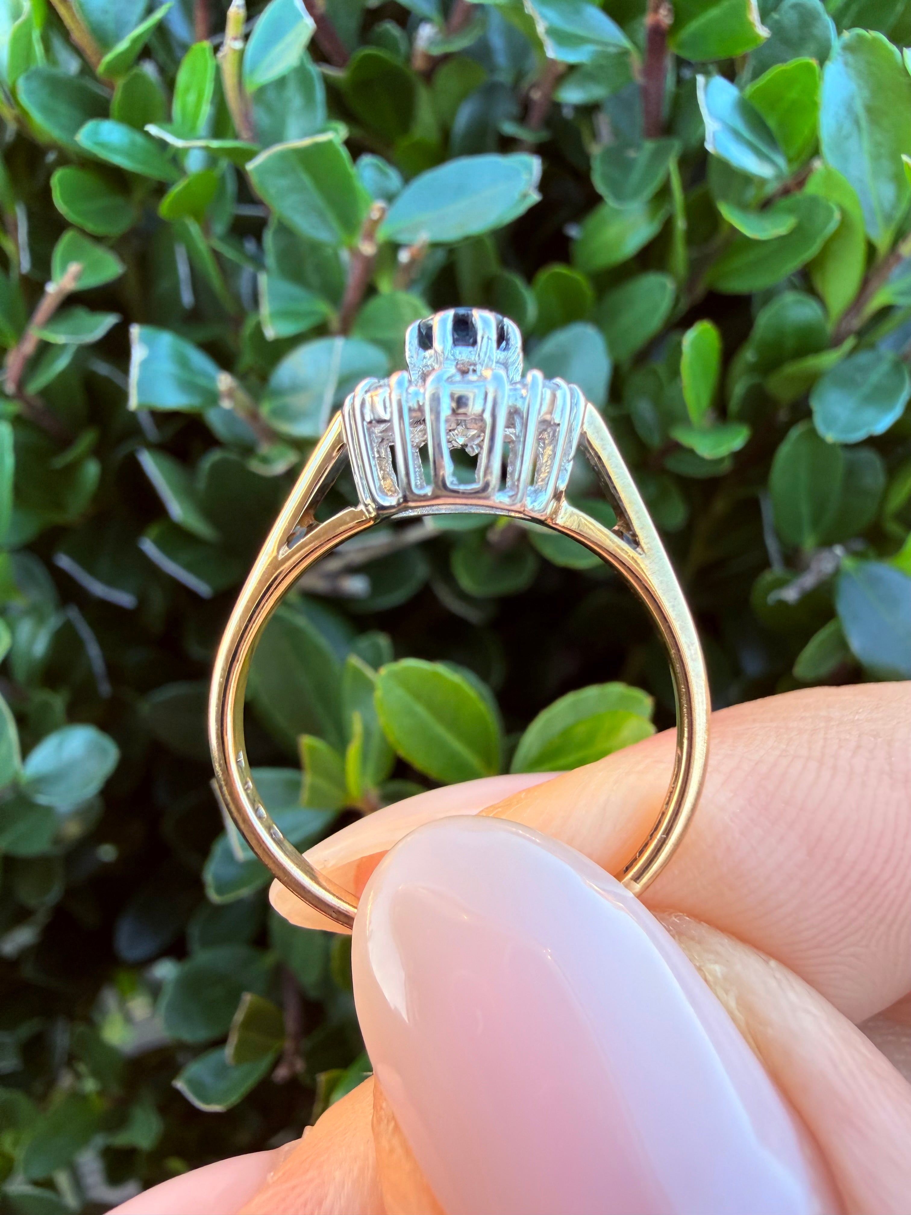 9k Yellow Gold Sapphire & natural Diamond Ring certified