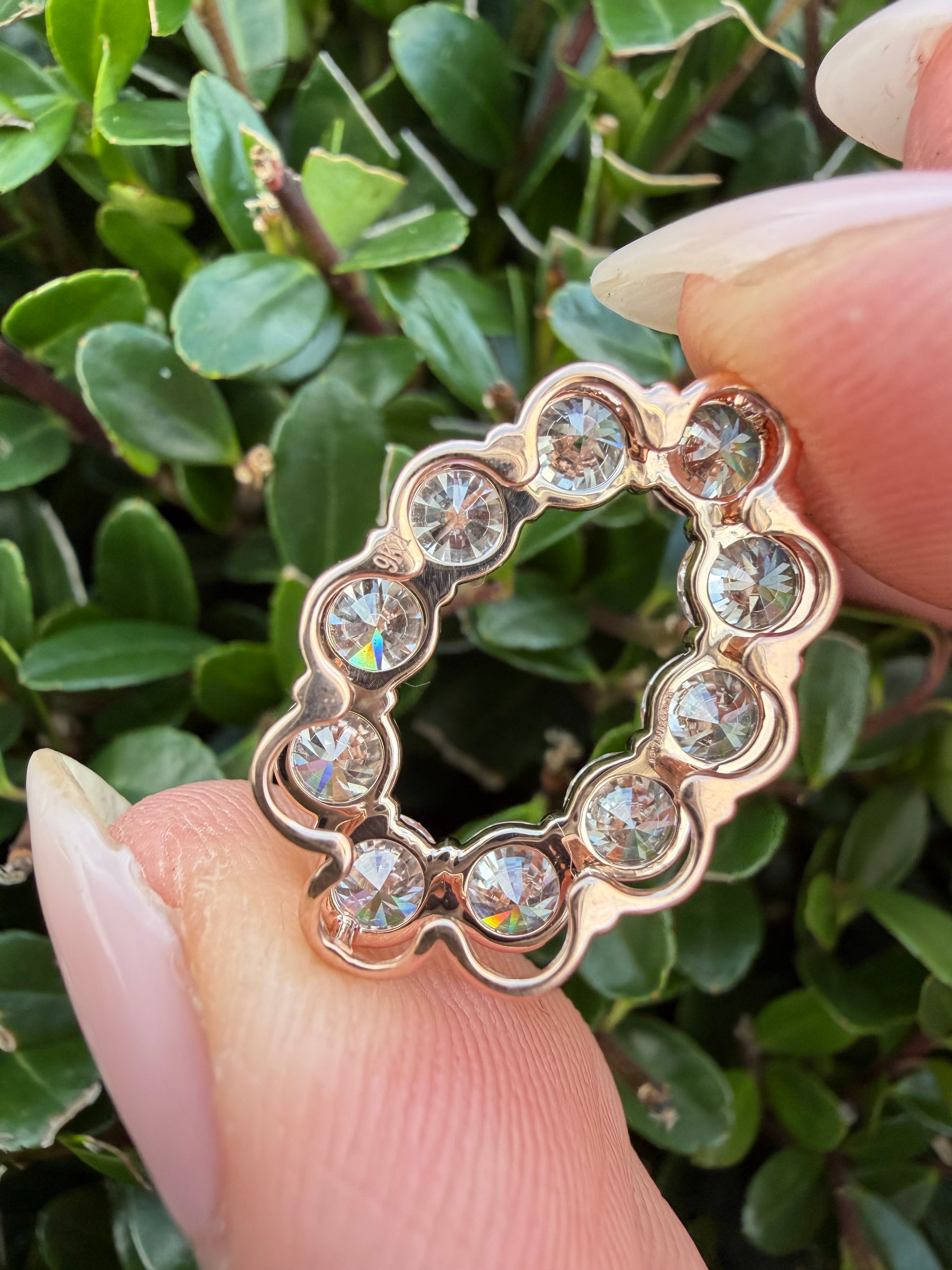 3.29ct round cut lab grown diamond oval Pendant 9k Rose Gold IGI certified