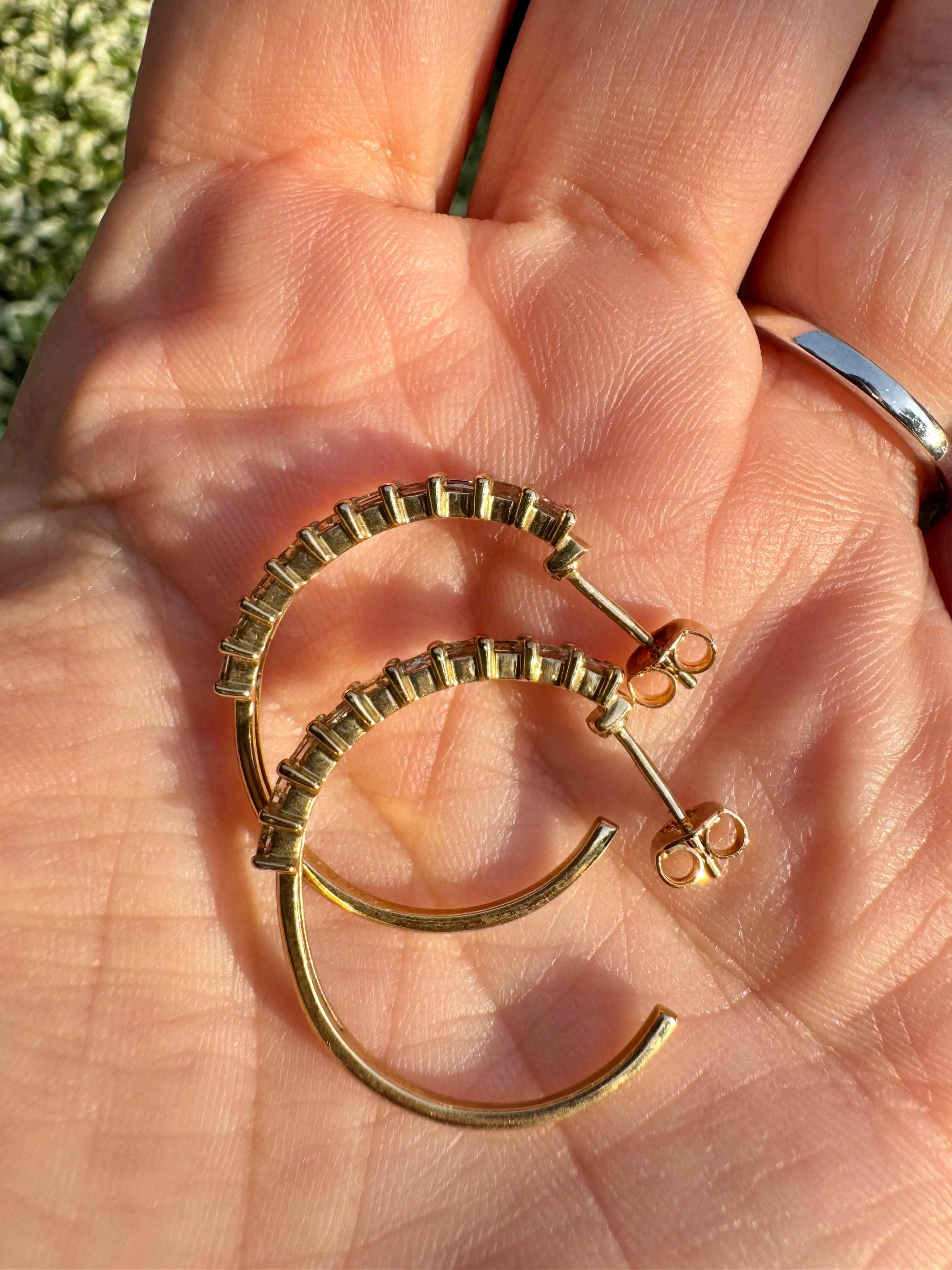 9k Yellow Gold 2.00 Ct Princess Cut Natural Diamond Earrings certified