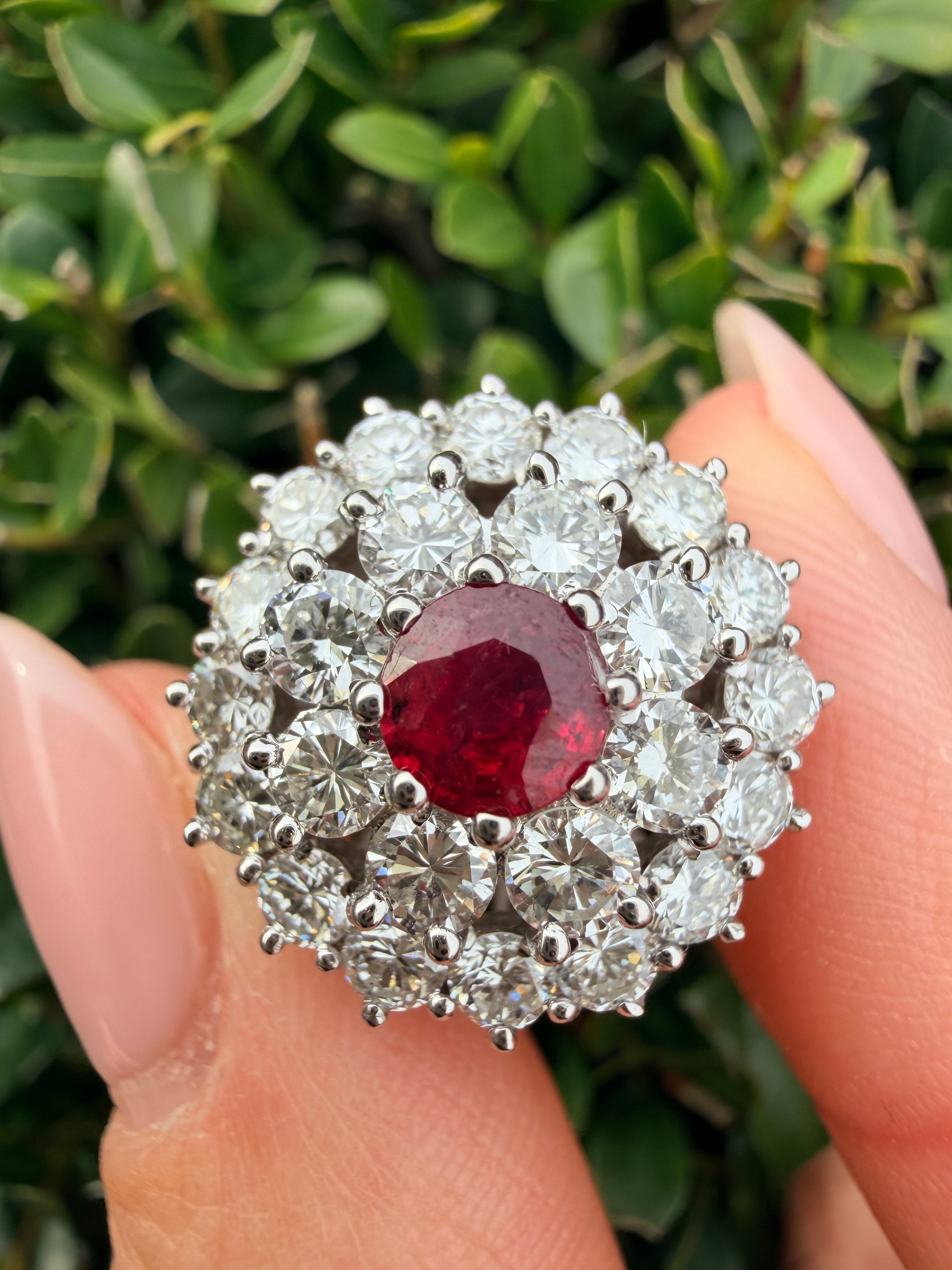18k Gold 2.65ct Natural Diamond And Ruby Ring Certified