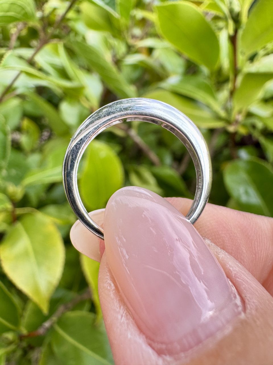 9k White Gold 0.25ct Natural Diamond Half Eternity Ring