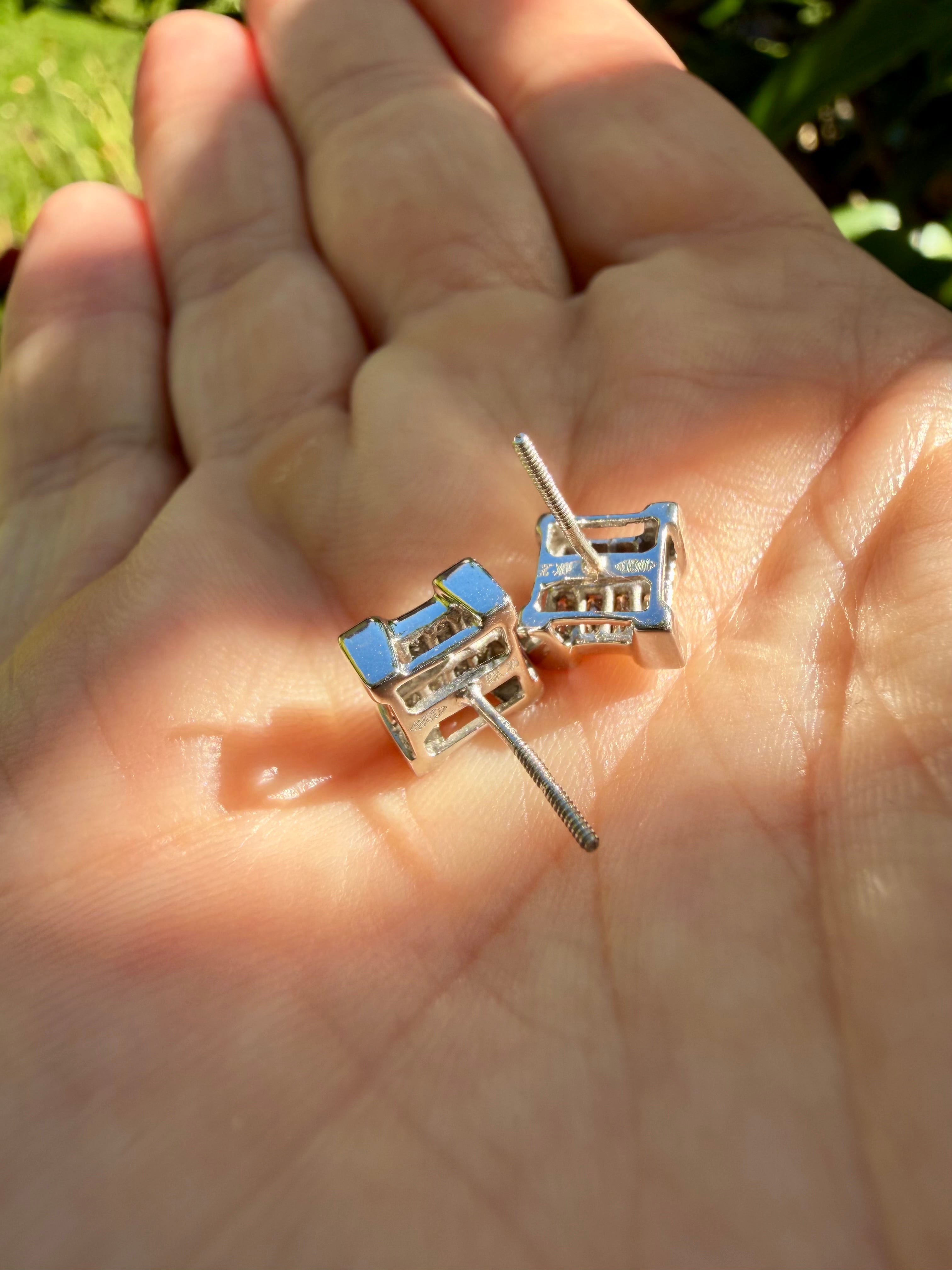 18k White Gold 0.65Ct Princess Cut Natural Diamond Earrings certified