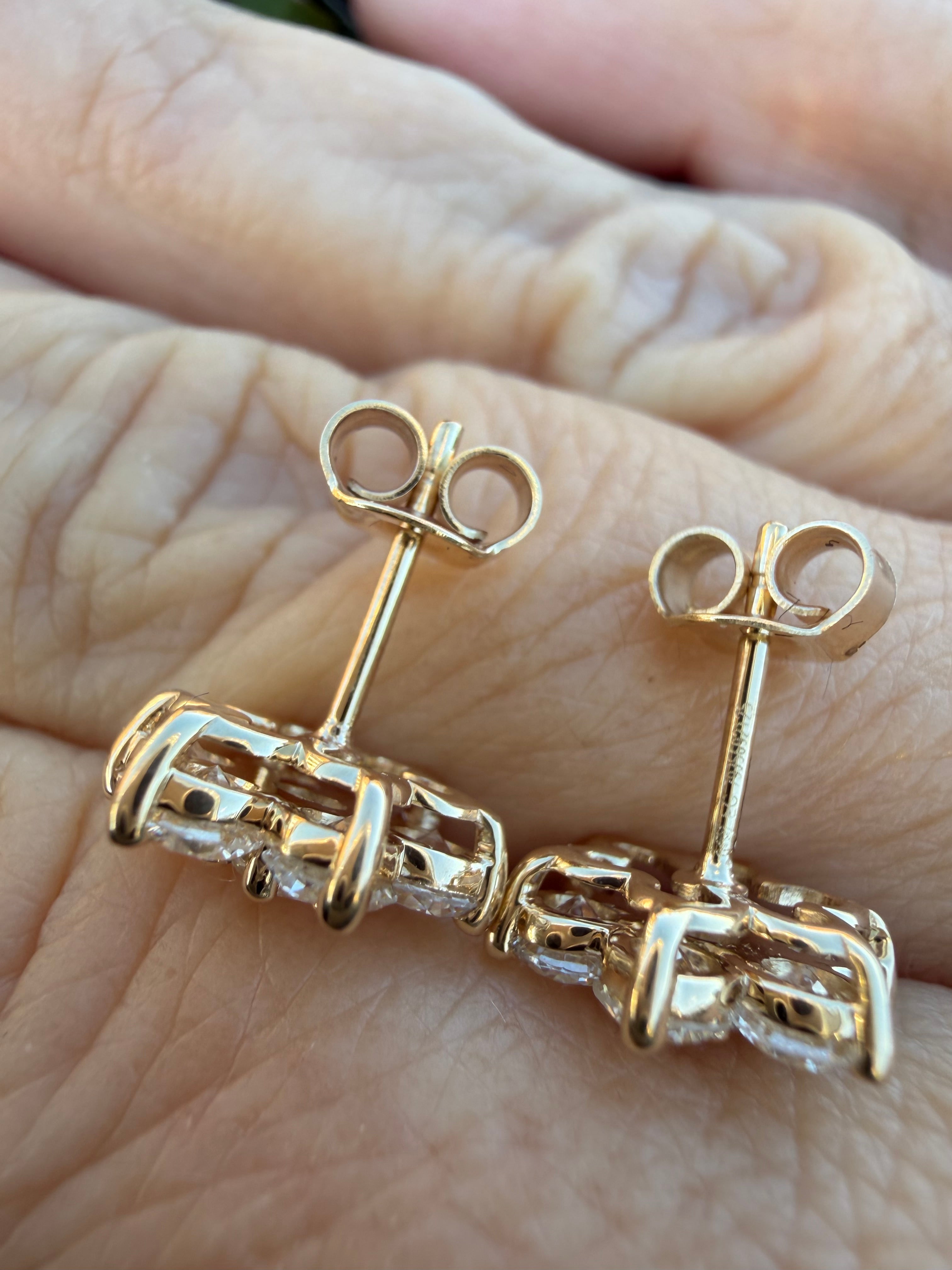 2.25ct round brilliant Cut lab grown Diamond cluster Earrings 9k yellow gold IGI certified