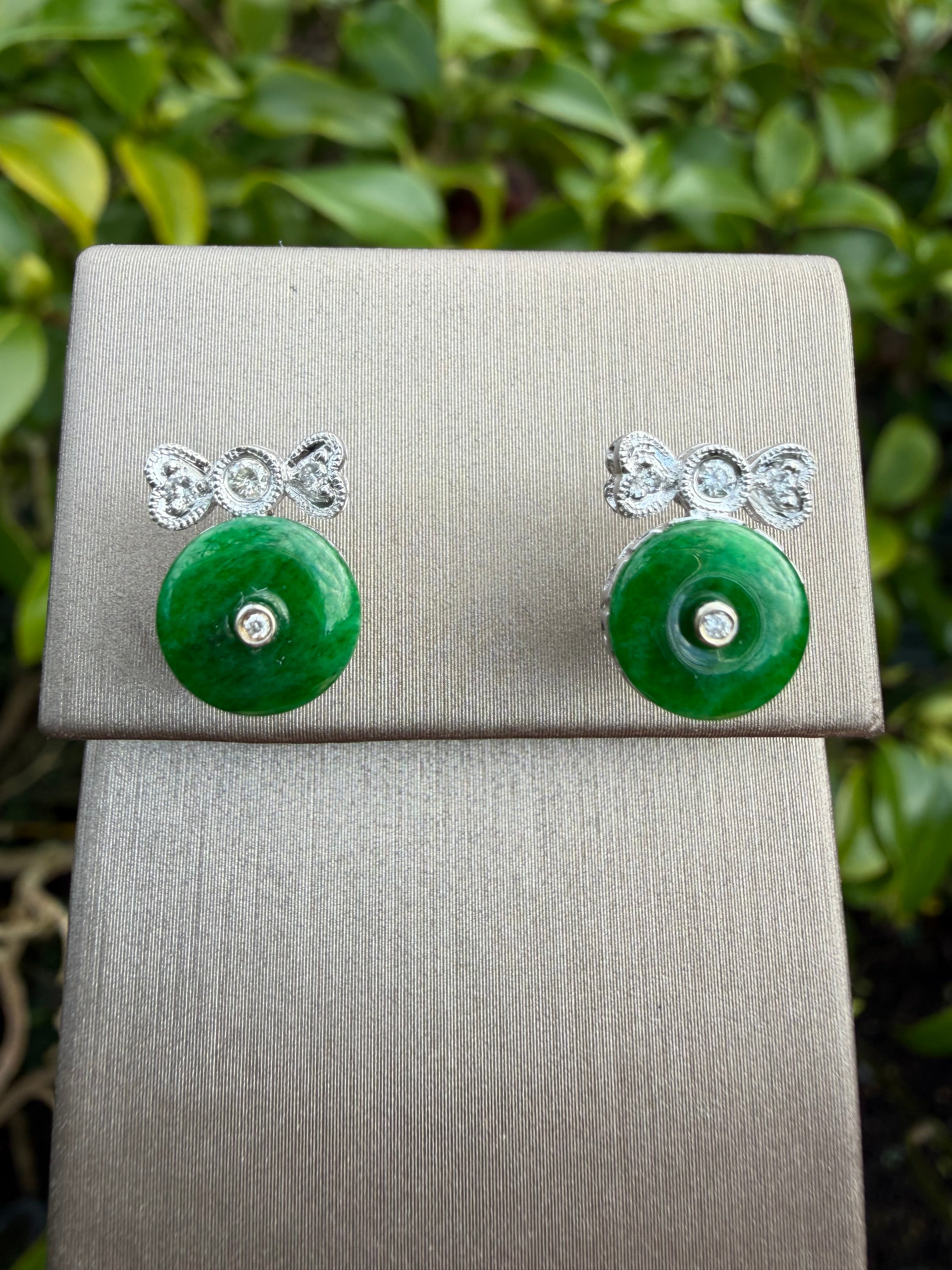18k White Gold Natural Jade And Natural Diamond Earrings certified