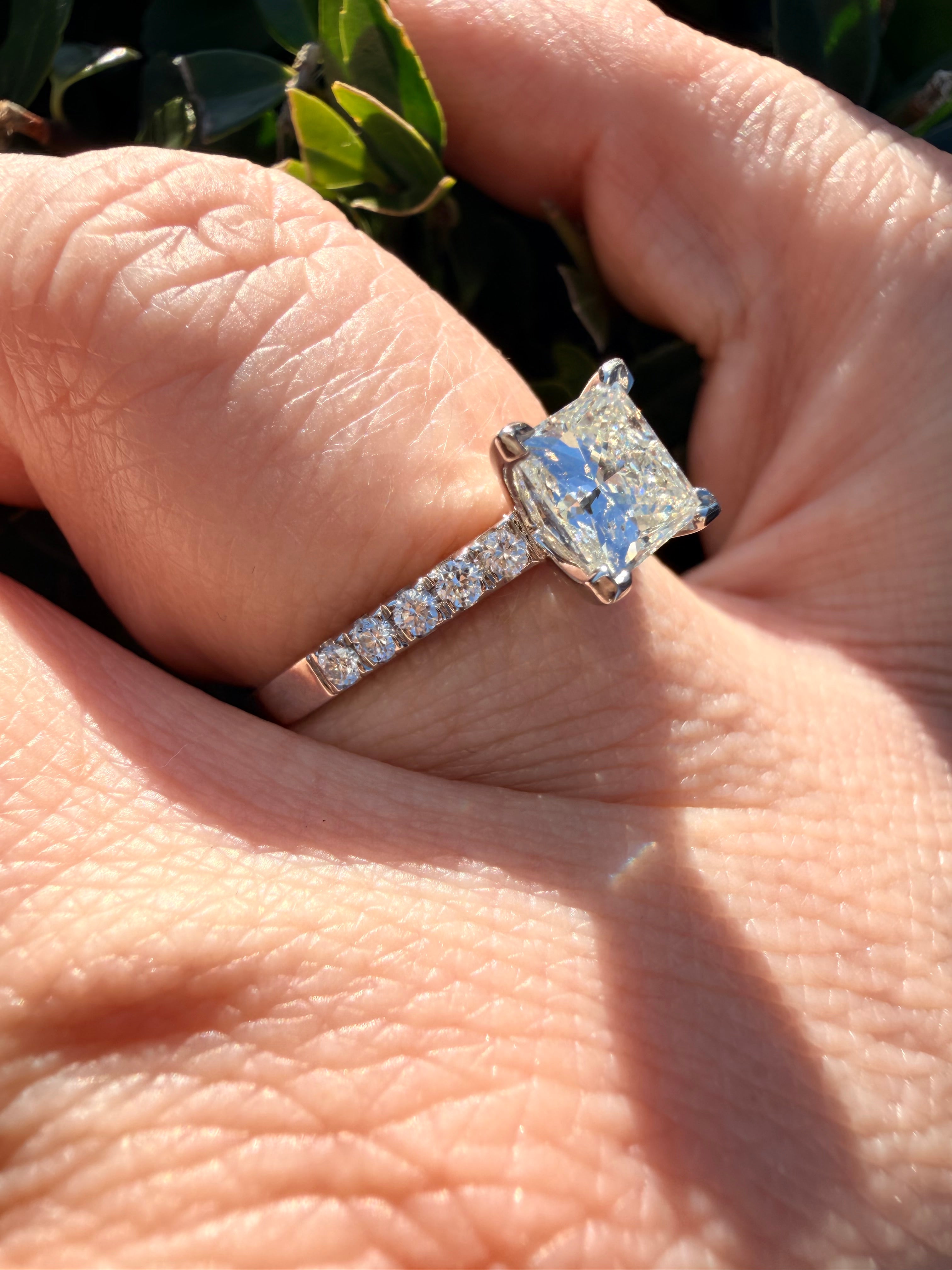 Platinum 1.34ct Natural Princess Cut Natural Diamond Ring Certified