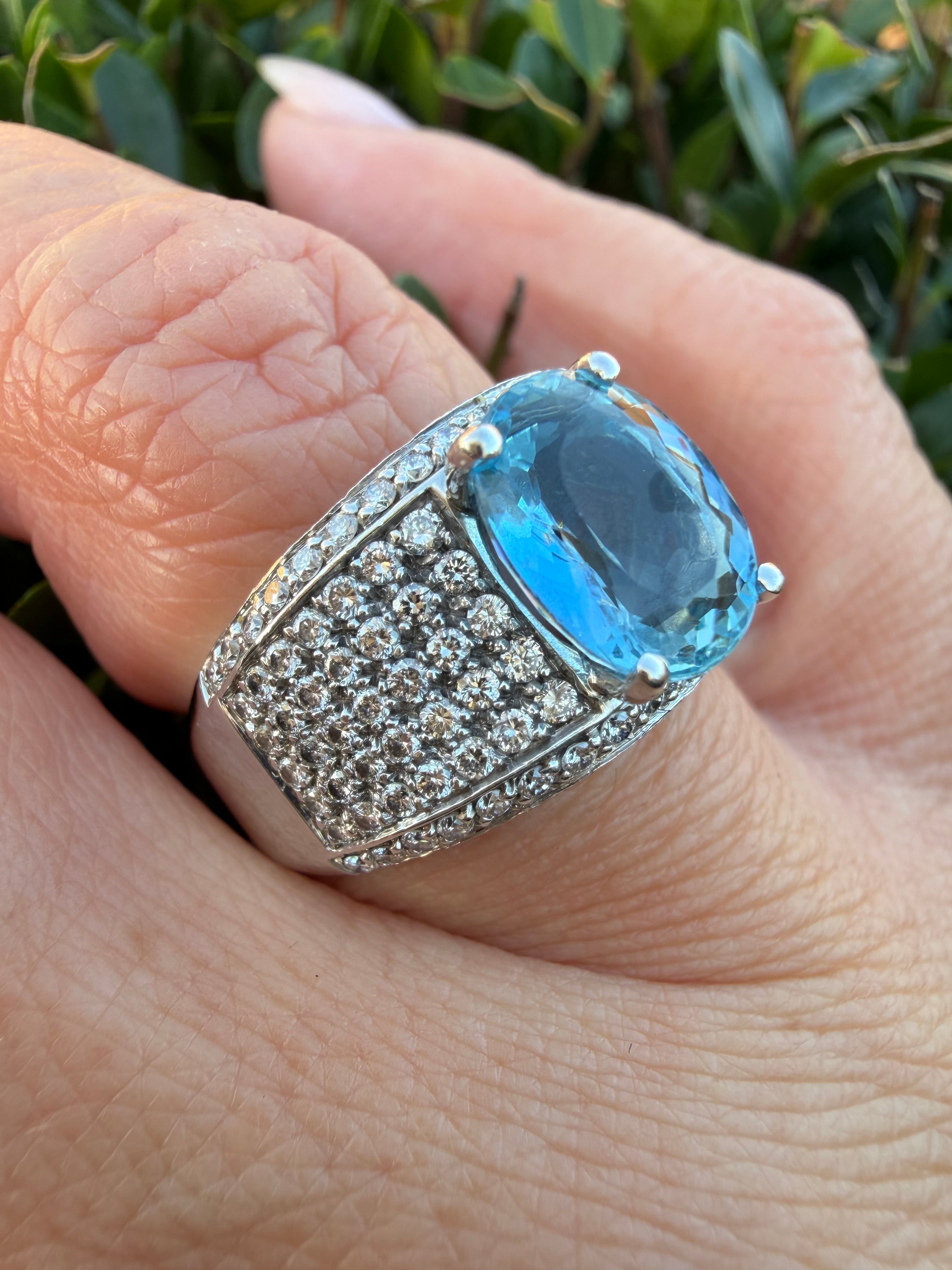 18k White Gold 2.05Ct Natural Aquamarine And 2.00ct Natural Diamond Ring certified