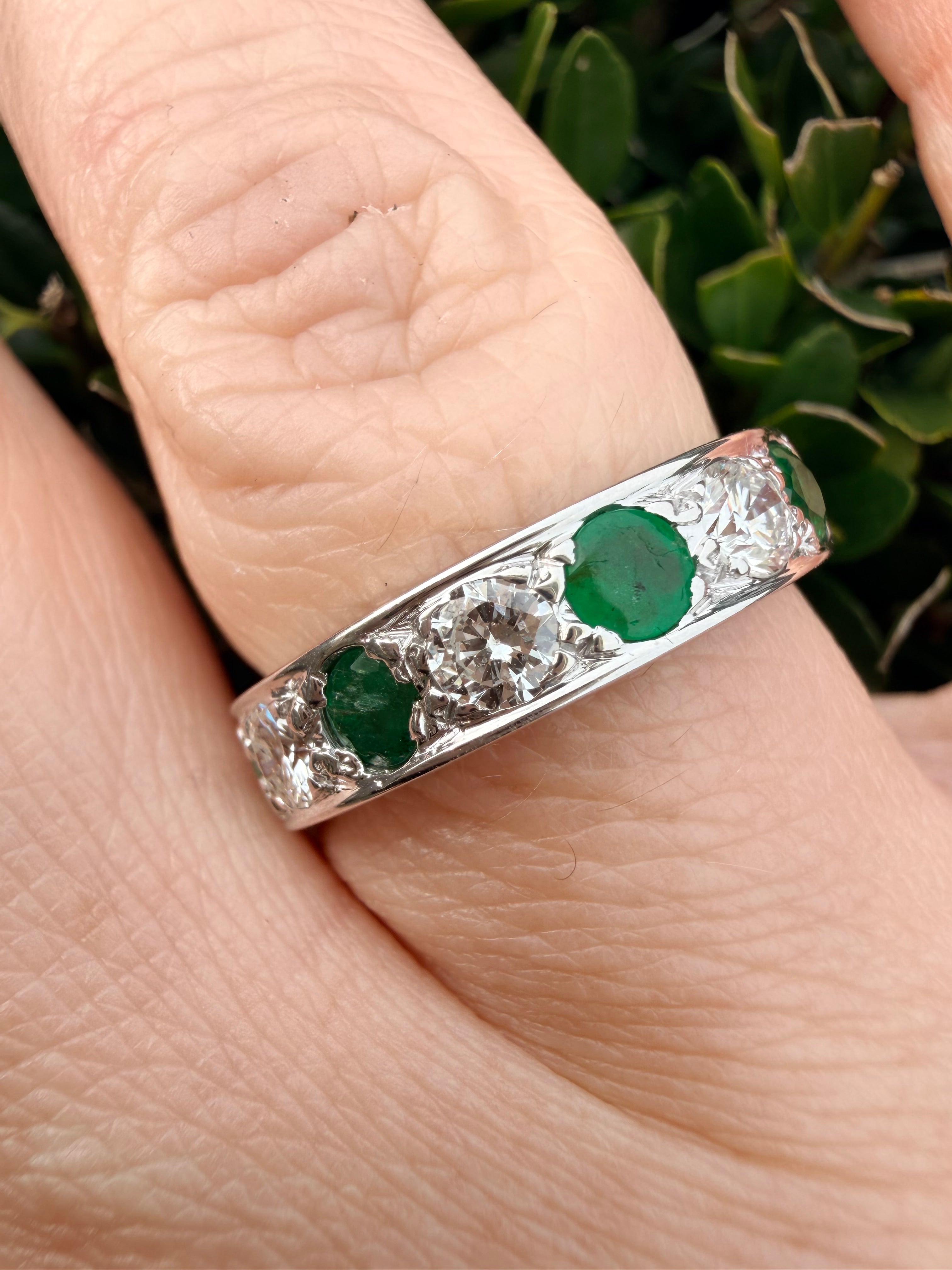 18k gold natural diamond and Natural emerald half eternity ring certified