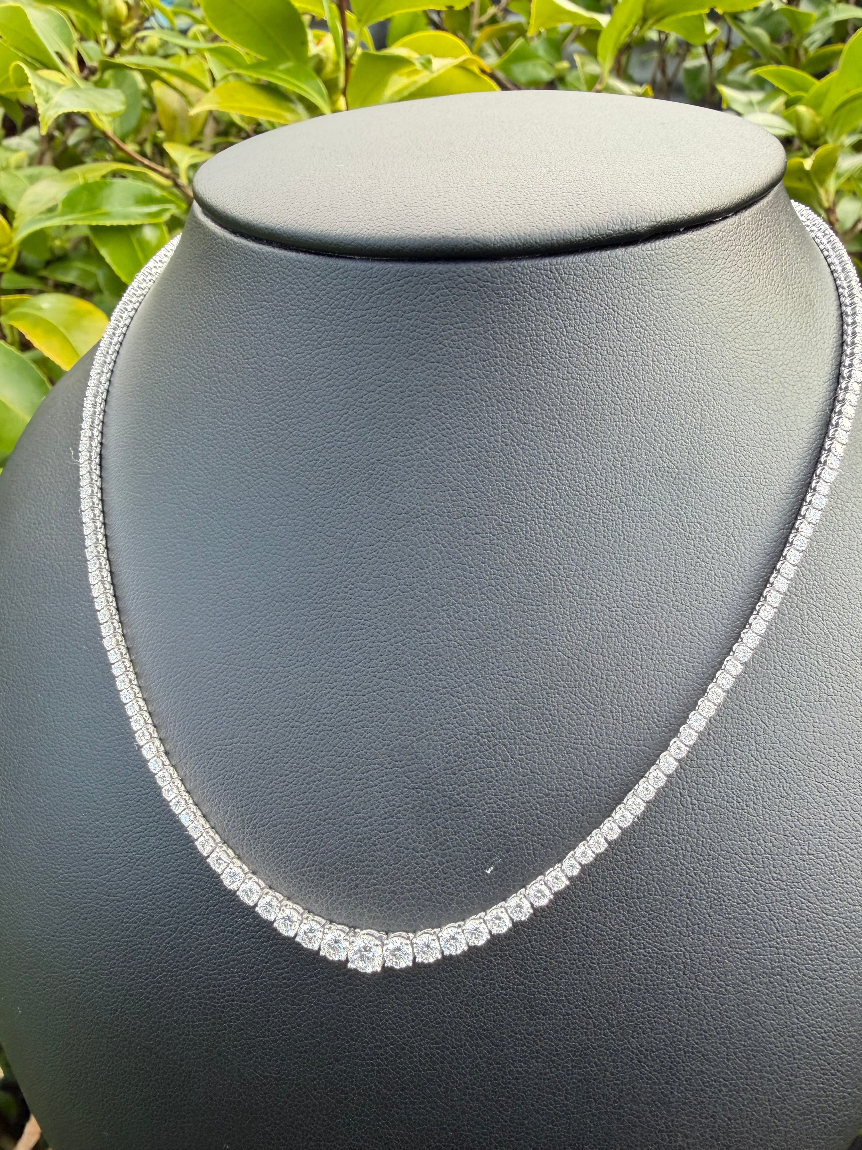 5.49ct Round Cut Lab grown Diamond graduated Tennis necklace IGI certified 9k White Gold