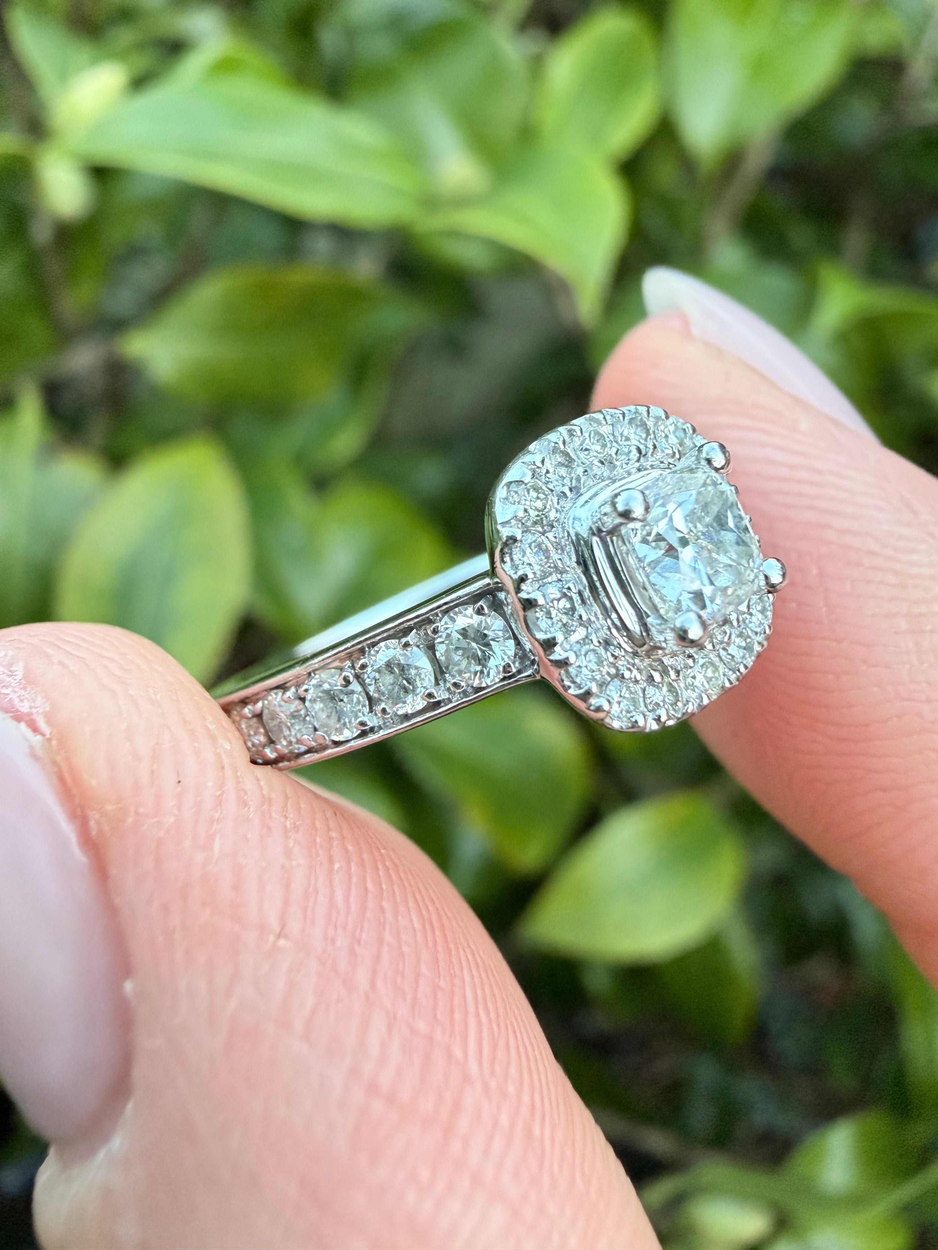 Platinum 1.06ct Natural Diamond Halo Ring certified