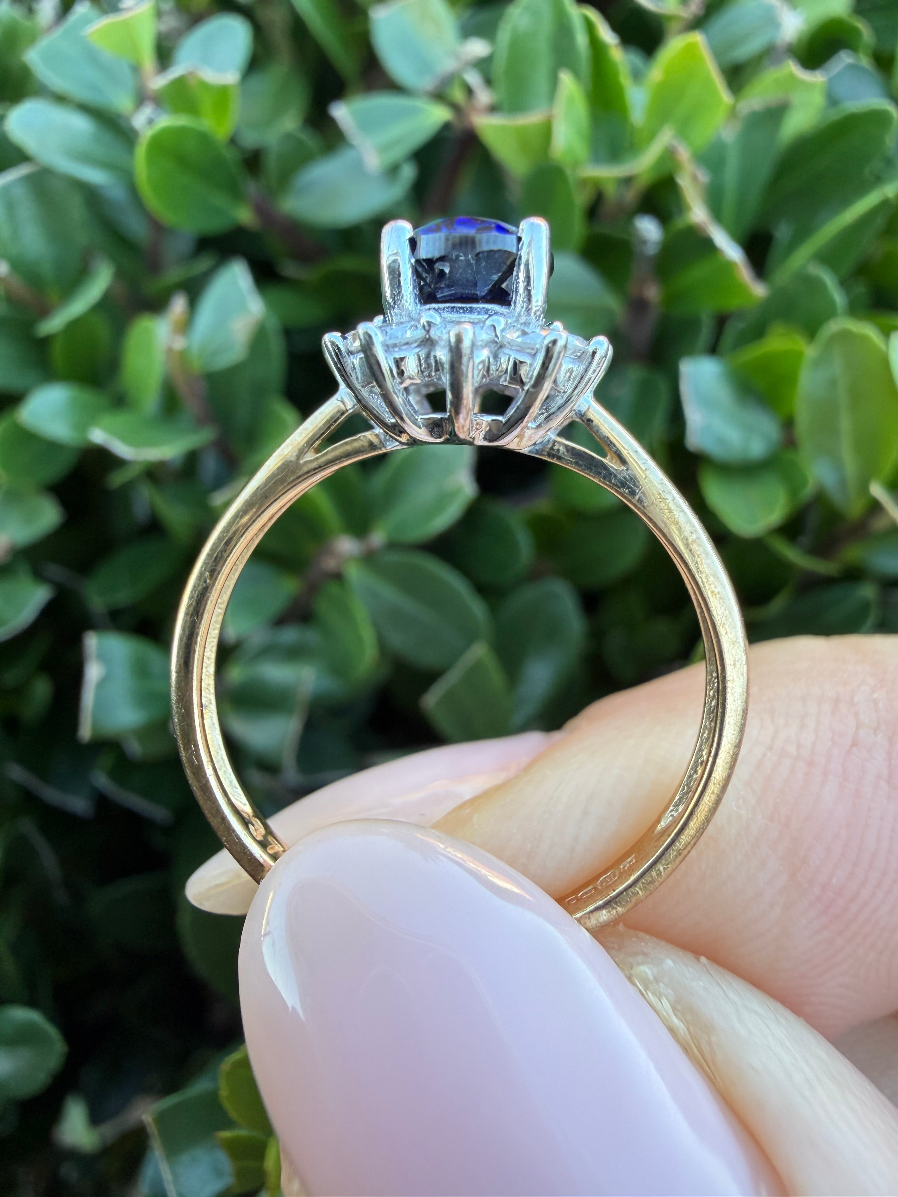 9k Yellow Gold Sapphire And Natural Diamond Ring certified