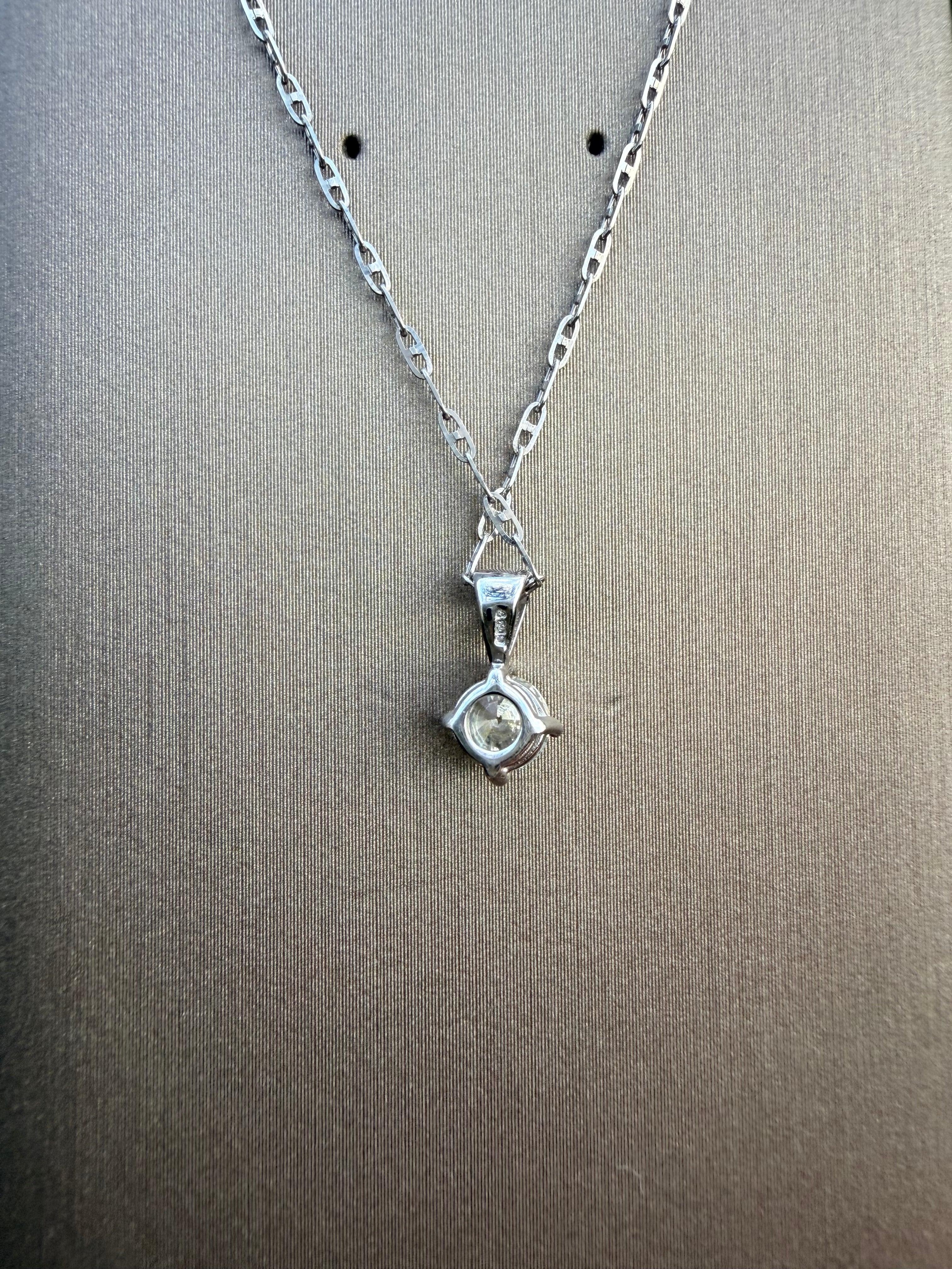 18k White Gold 0.35ct Natural Round Brilliant Cut Diamond Solitaire Pendant And Chain Set certified