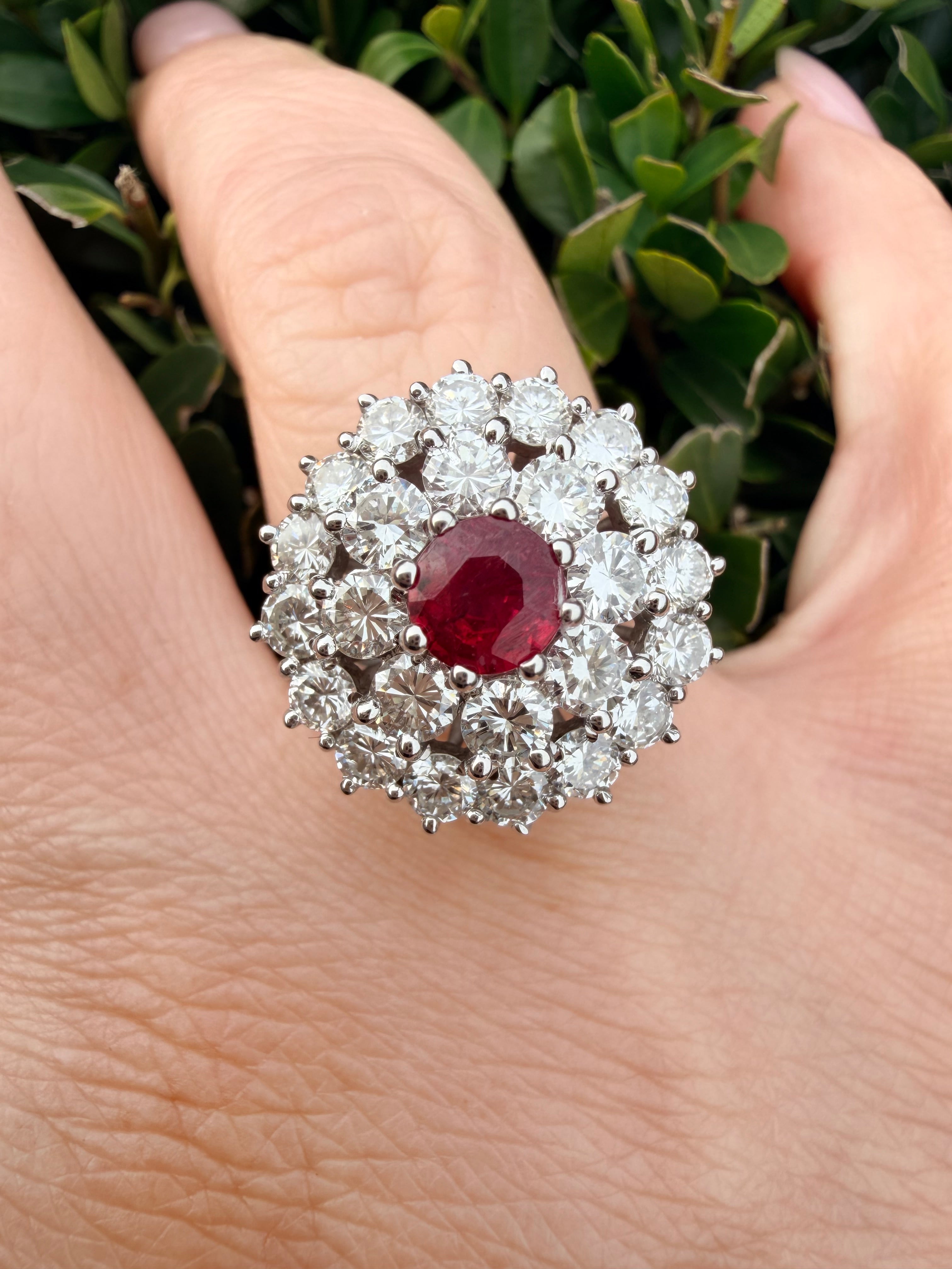 18k Gold 2.65ct Natural Diamond And Ruby Ring Certified