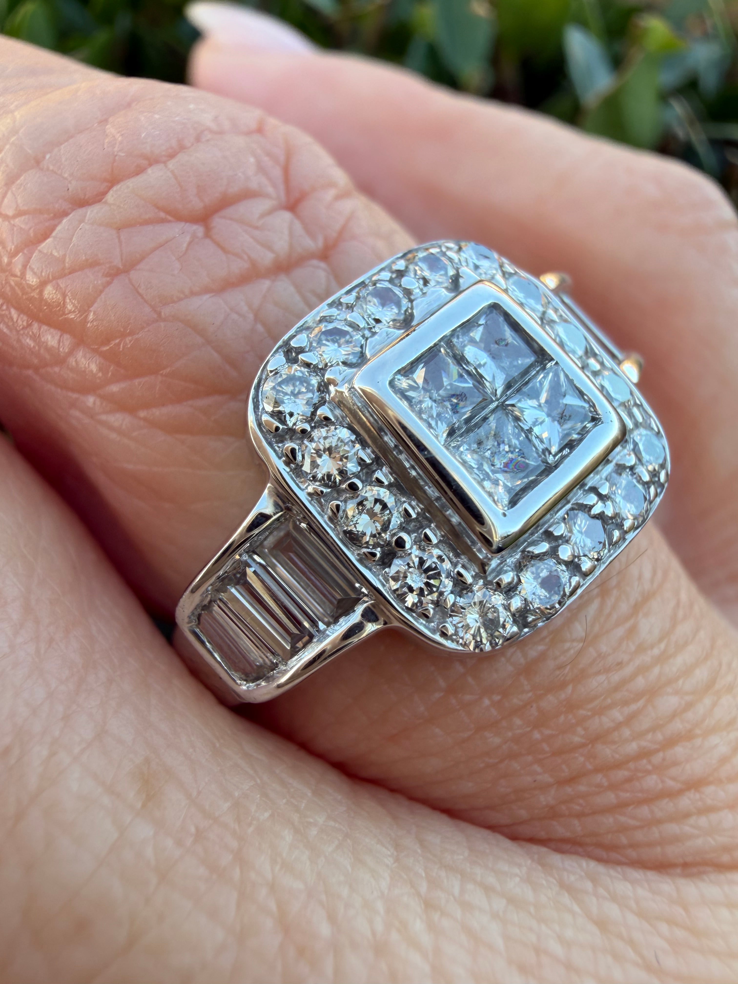 18K White Gold 0.87ct Natural Diamond Cluster Ring certified