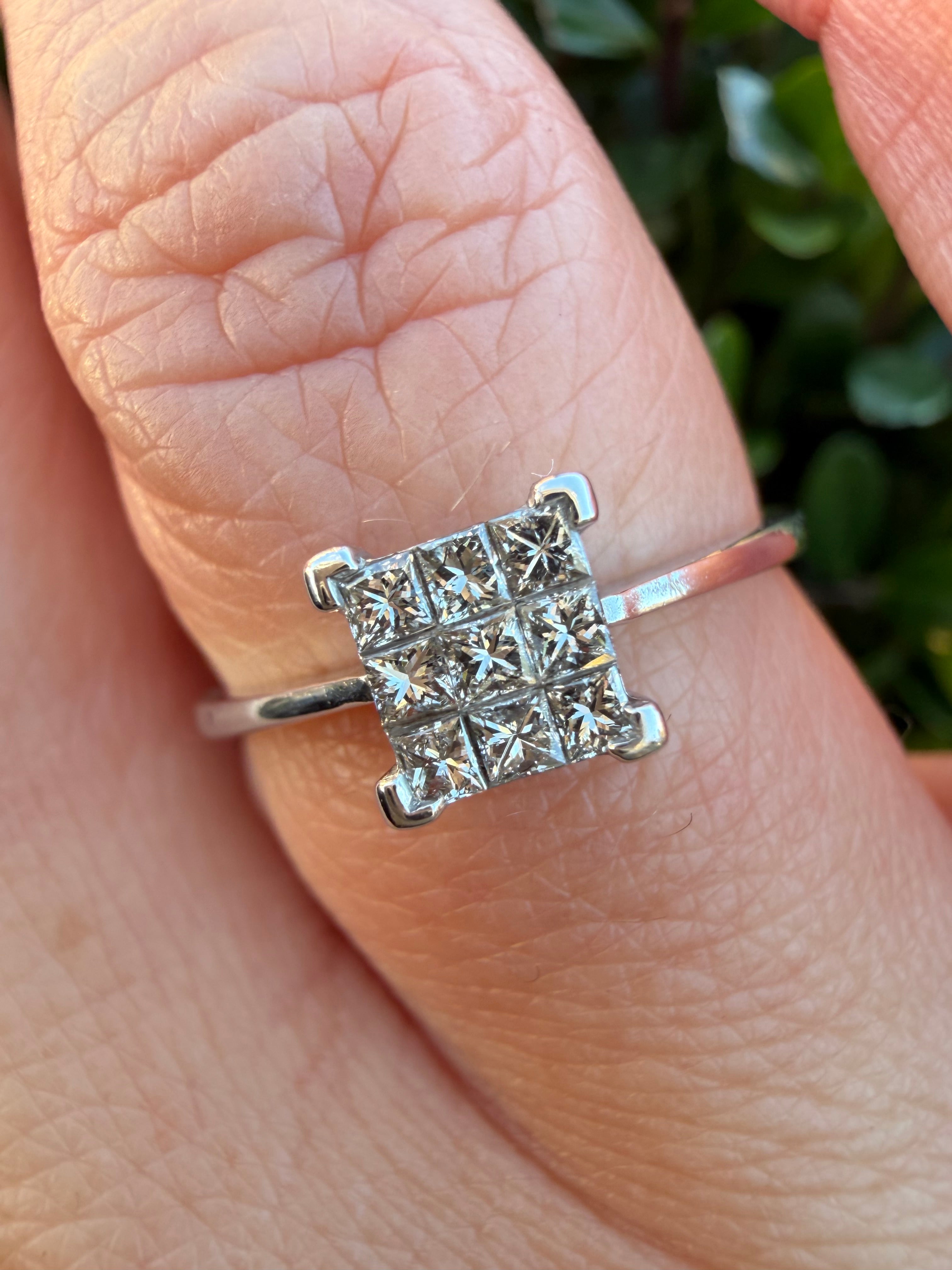 9k White Gold 0.25ct Natural Princess Cut Diamond Cluster Ring certified
