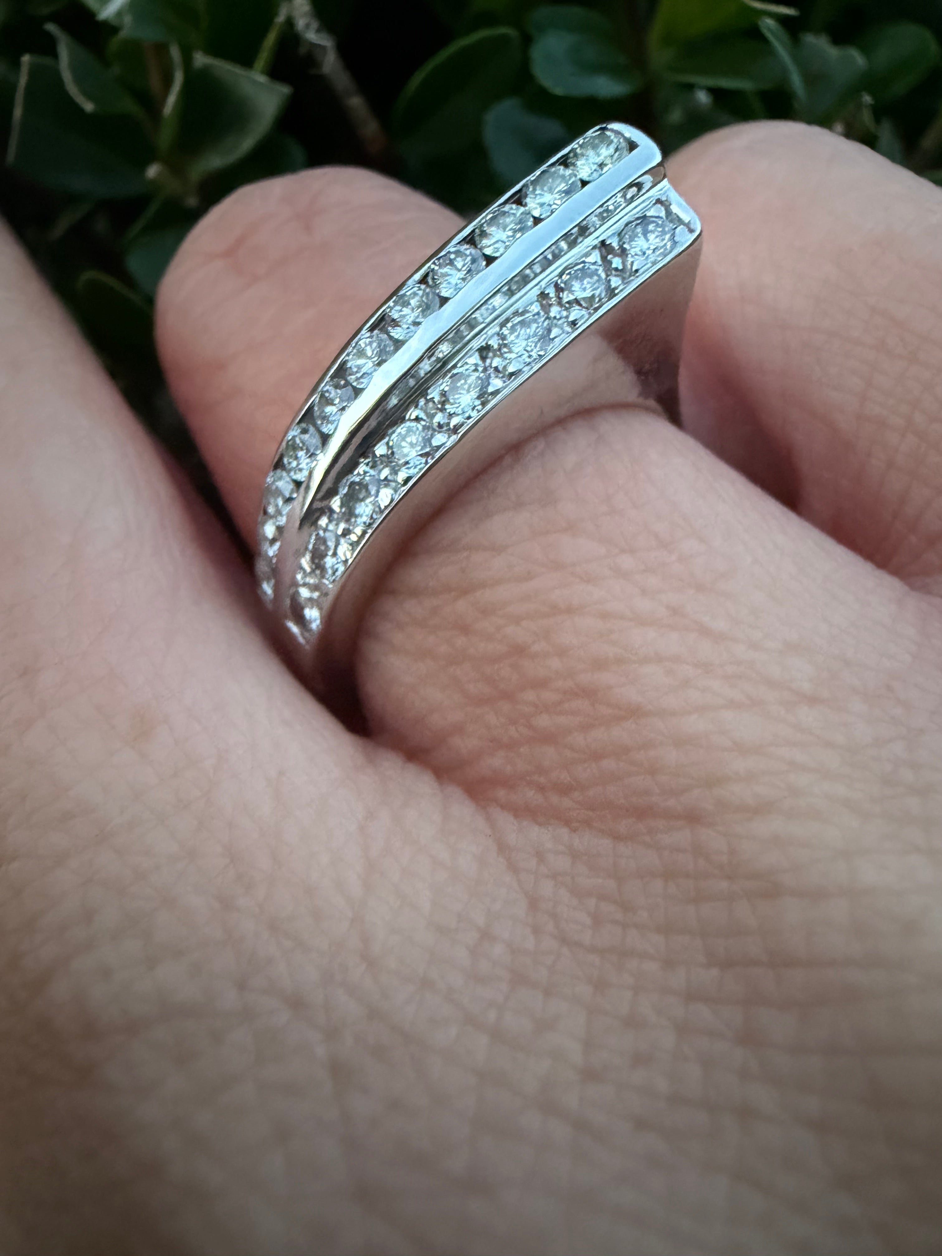 18k White Gold 0.55ct Natural Diamond Two Row Ring certified