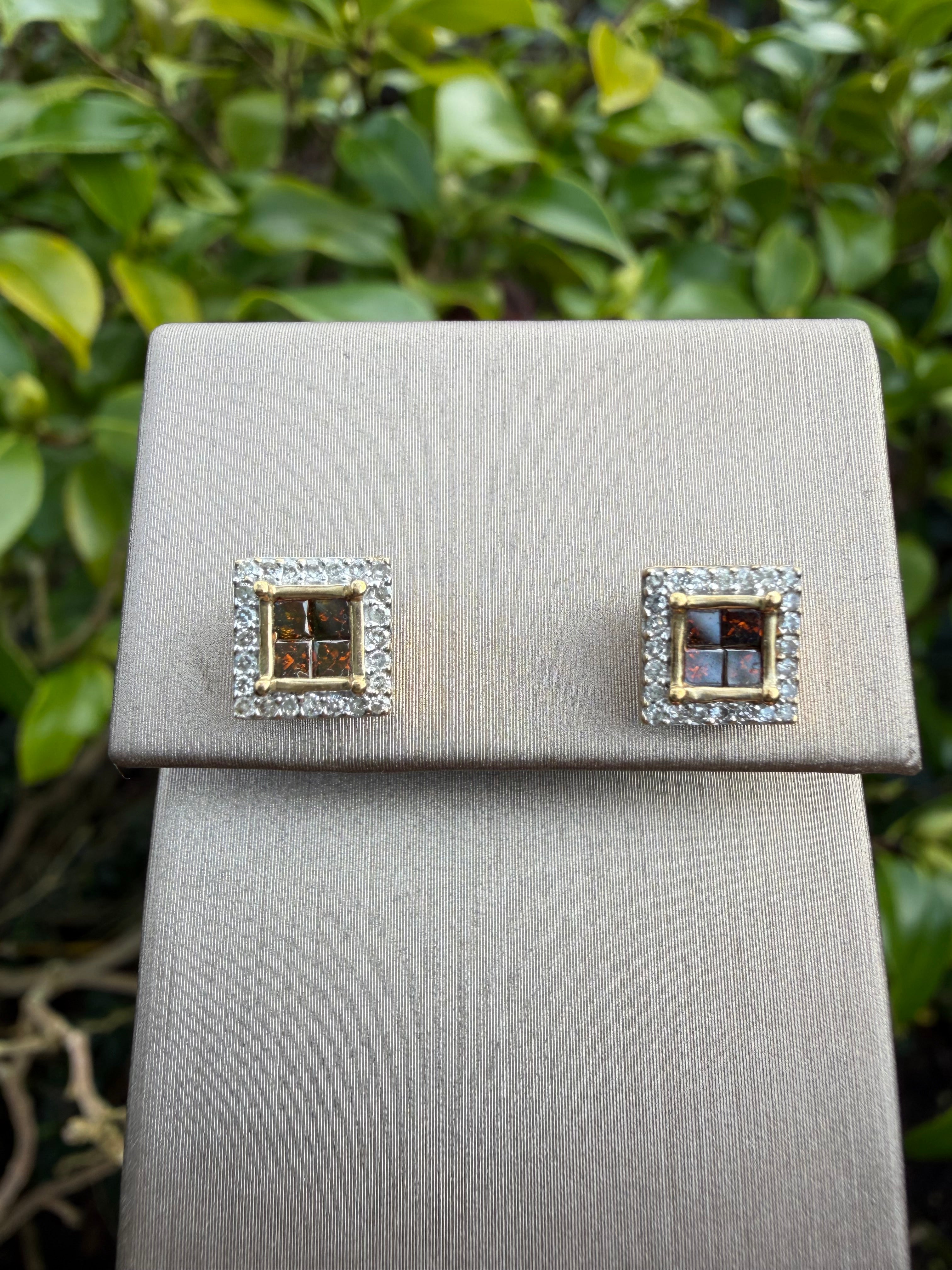 9k yellow Gold 0.64ct Natural Diamond cluster Earrings certified