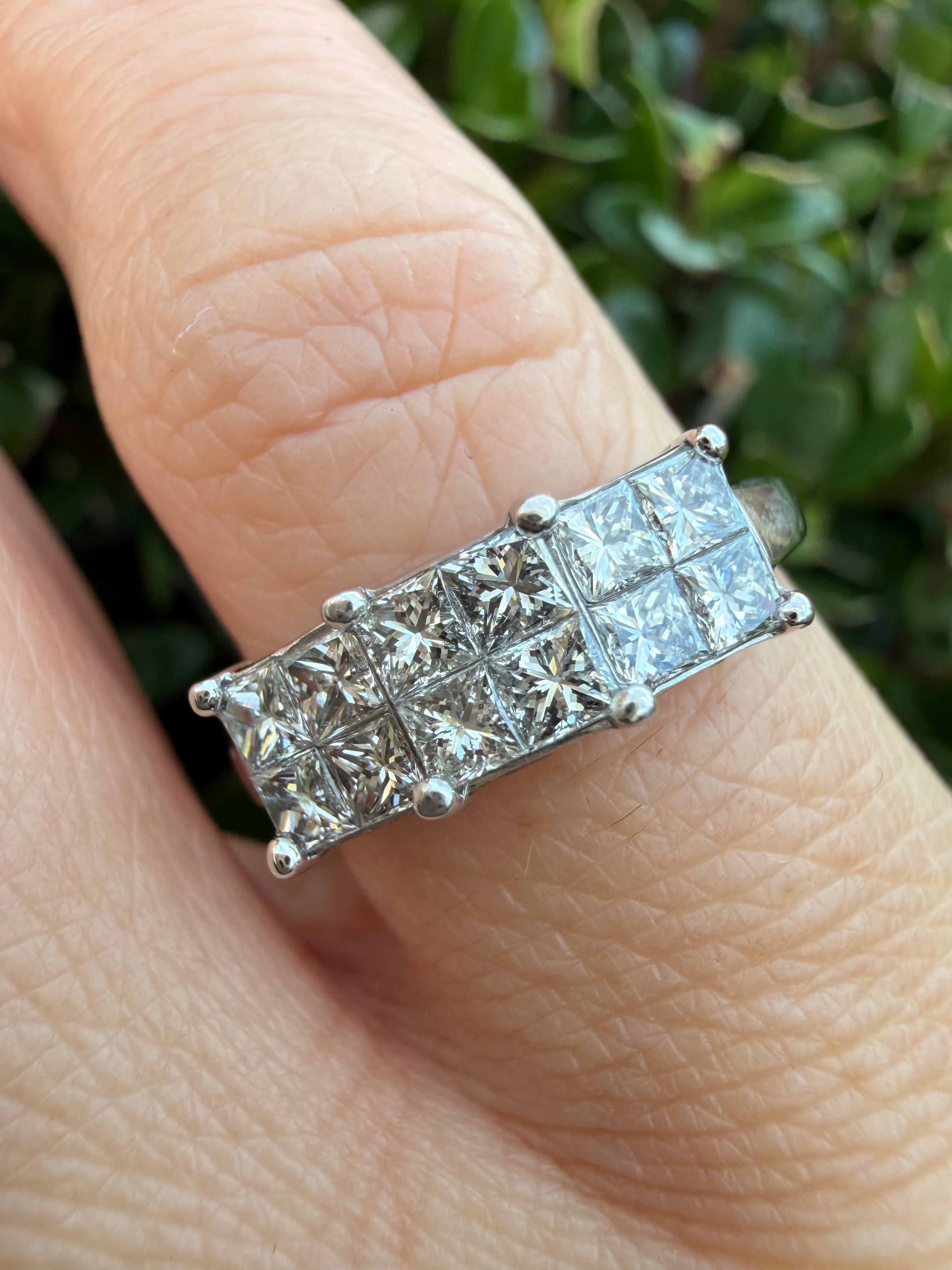 18k White Gold 1.00ct Natural Princess Cut Diamond Cluster Ring certified