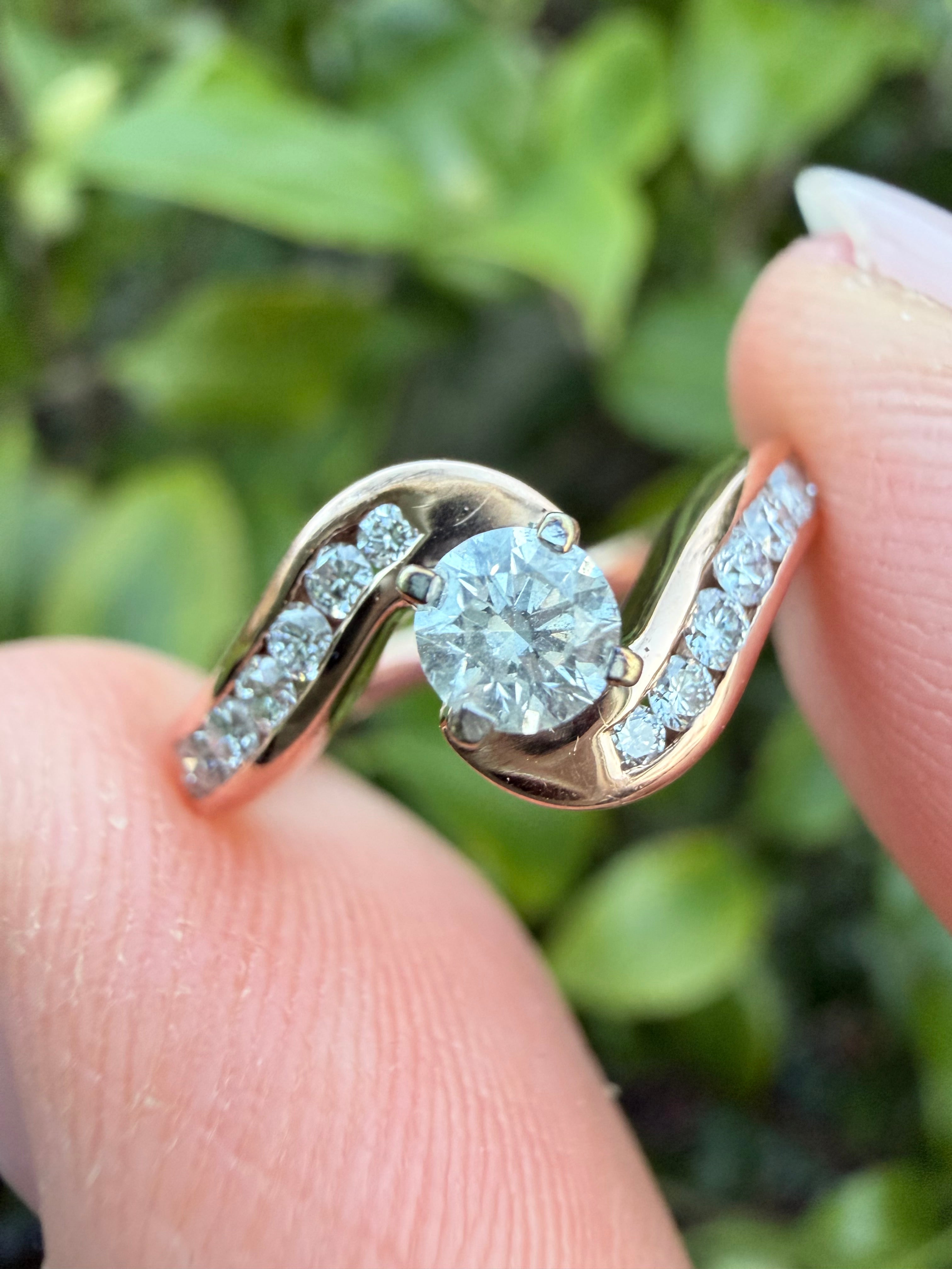 9k Rose Gold 0.37ct Round Cut Natural Diamond Ring certified