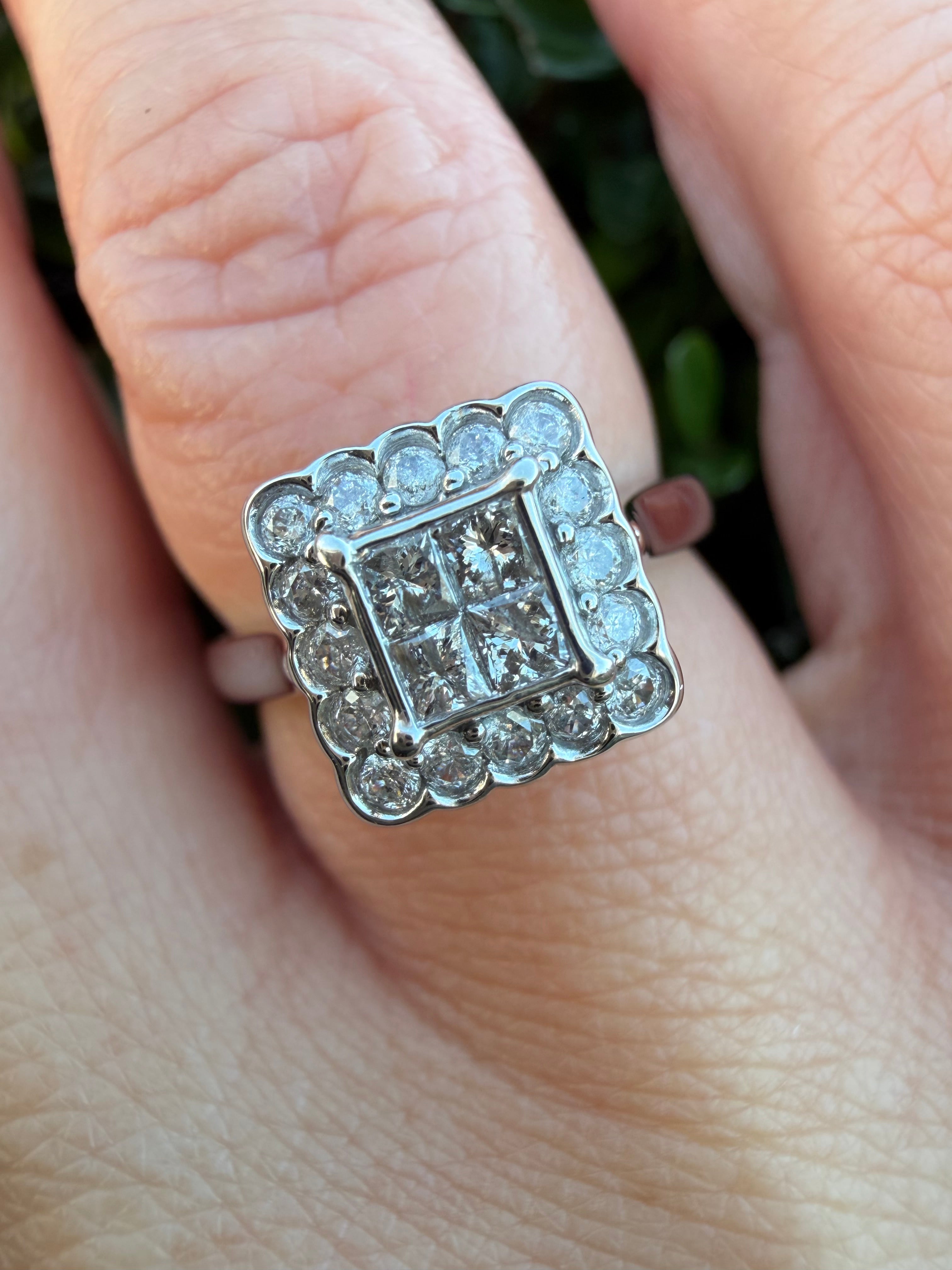 9k White Gold 0.50ct Natural Diamond Cluster Ring certified