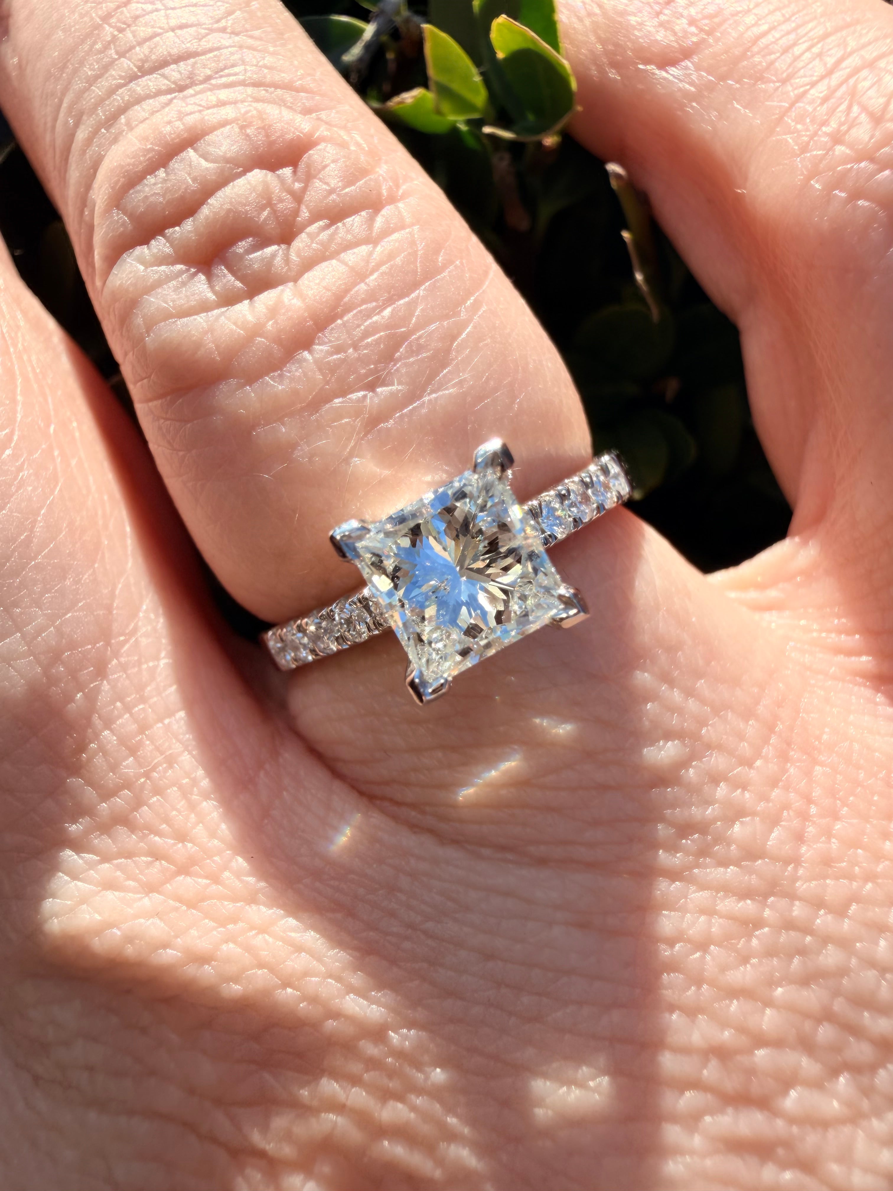Platinum 1.34ct Natural Princess Cut Natural Diamond Ring Certified