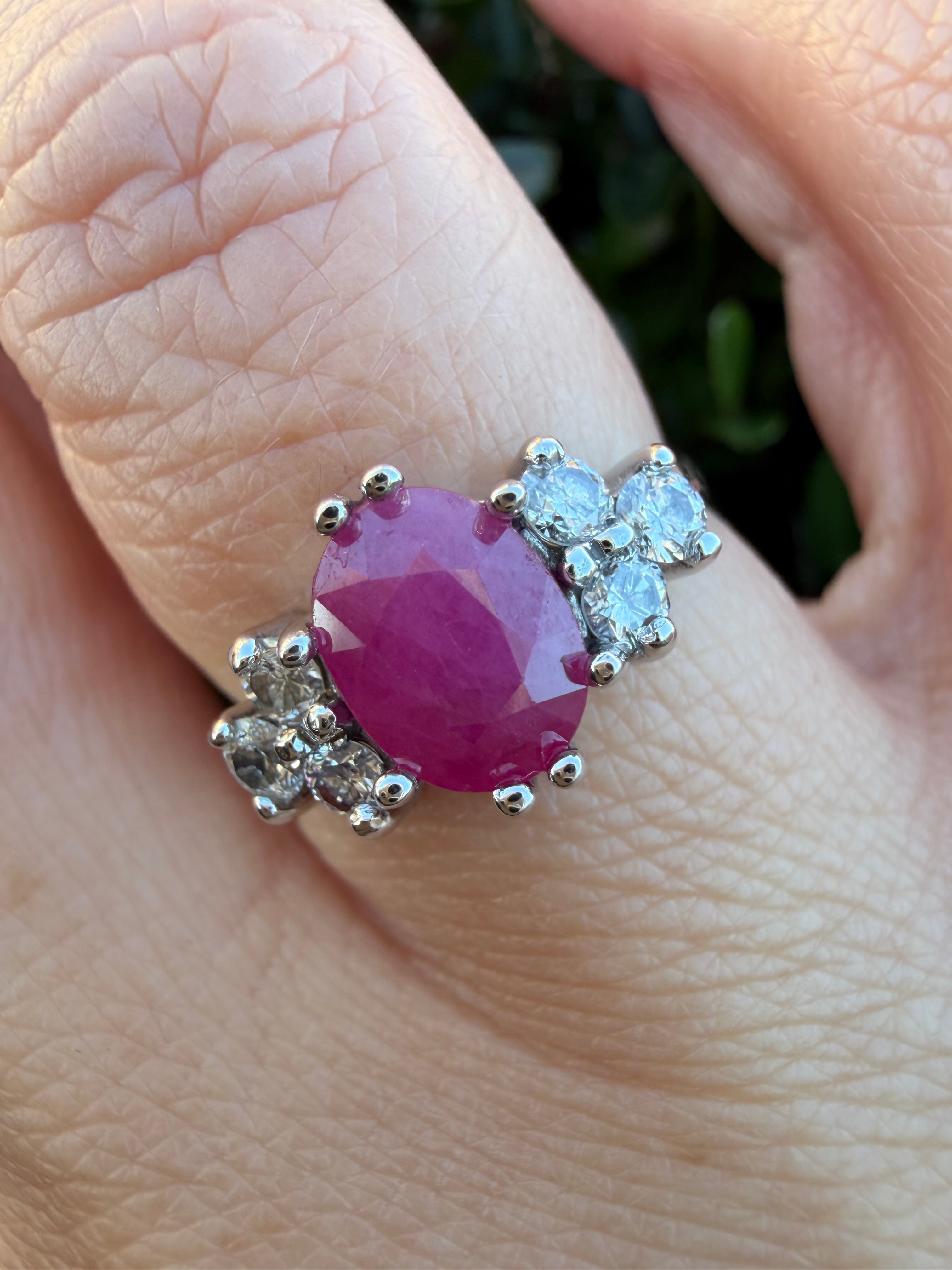 14k White Gold Natural Ruby And Natural Diamond Ring certified