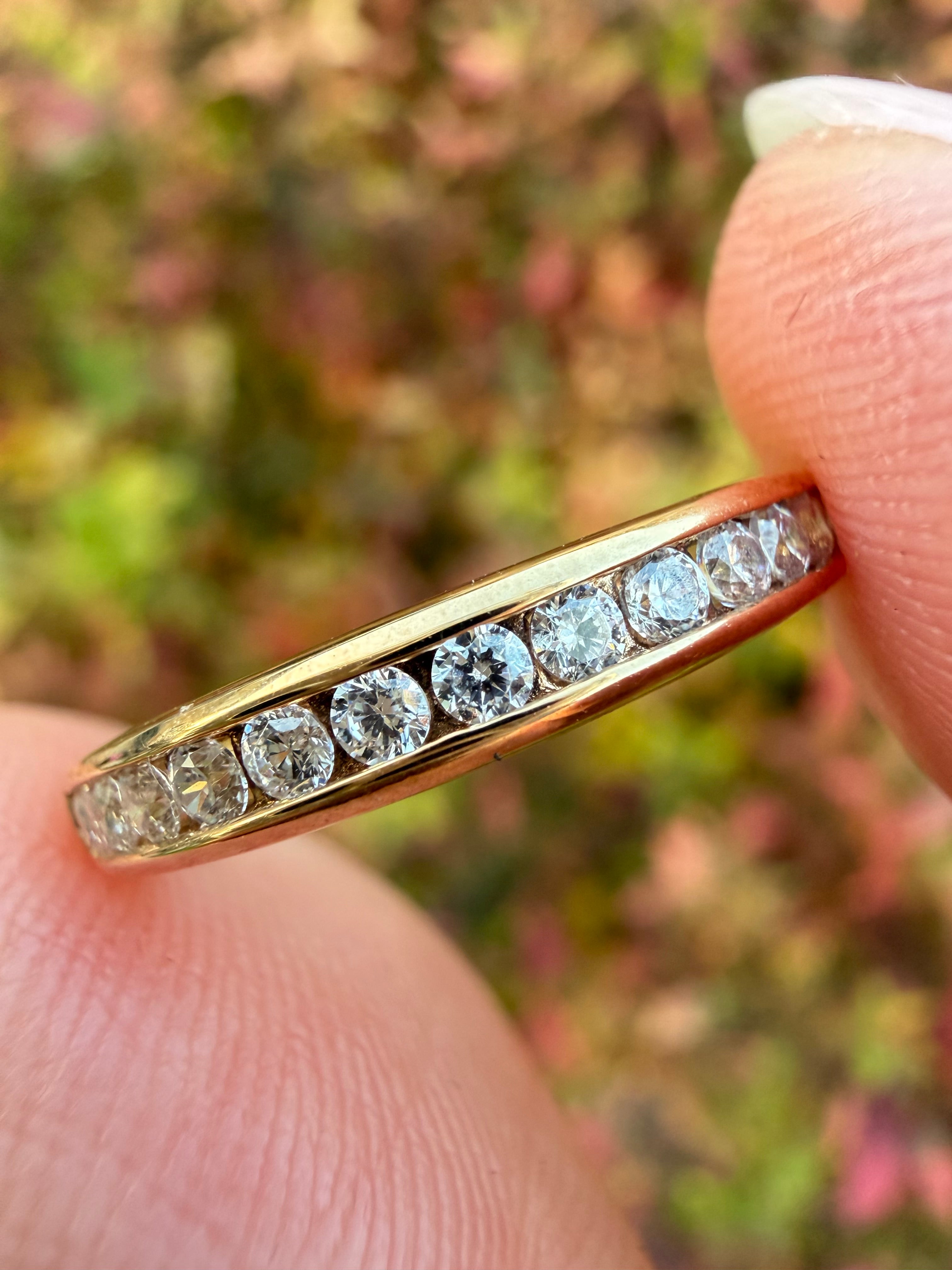 18k Yellow Gold 0.25ct Natural Diamond Half Eternity Ring certified