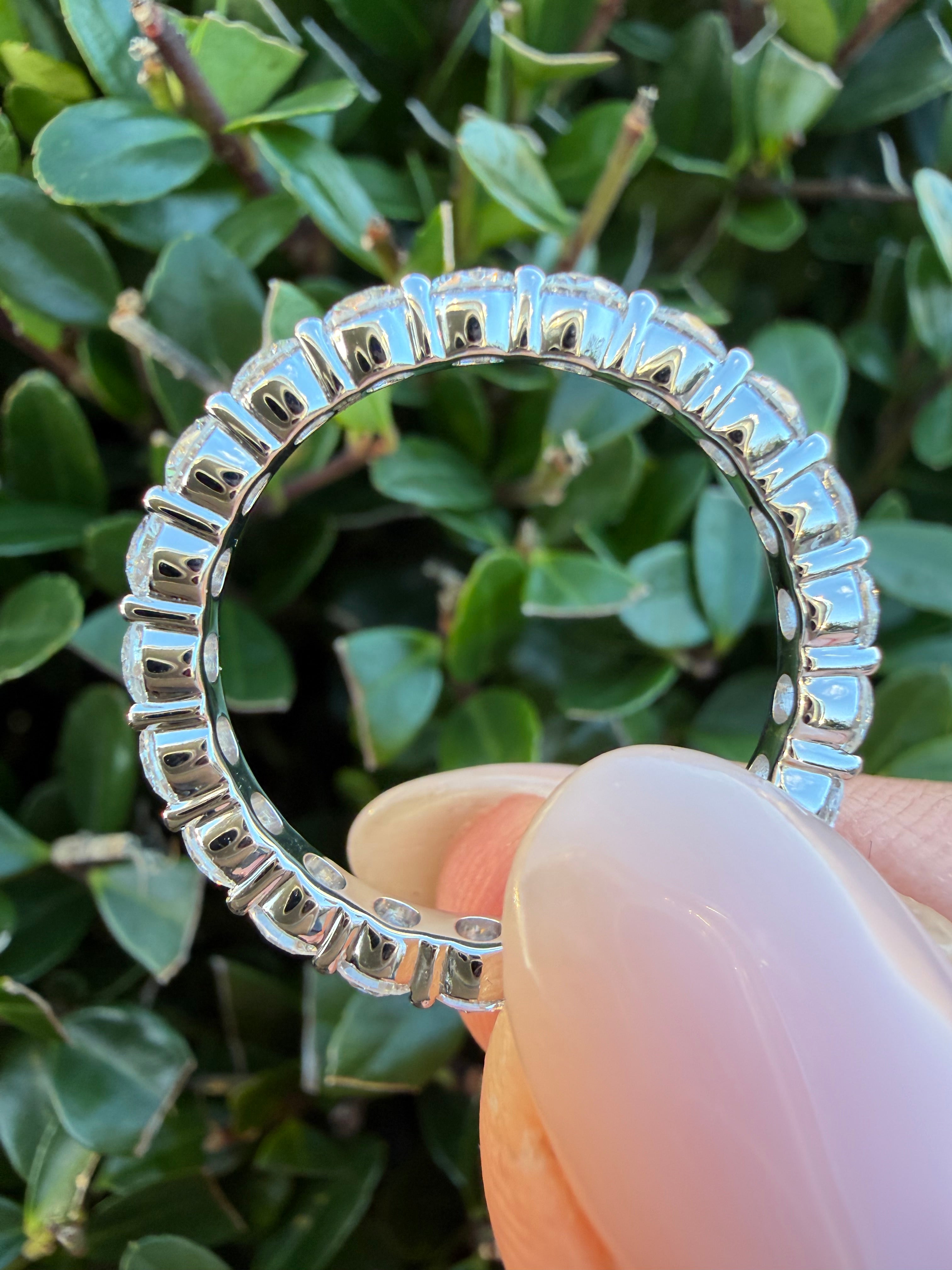 2.44ct round brilliant cut lab grown Diamond Full Eternity Ring 9k White Gold IGI certified