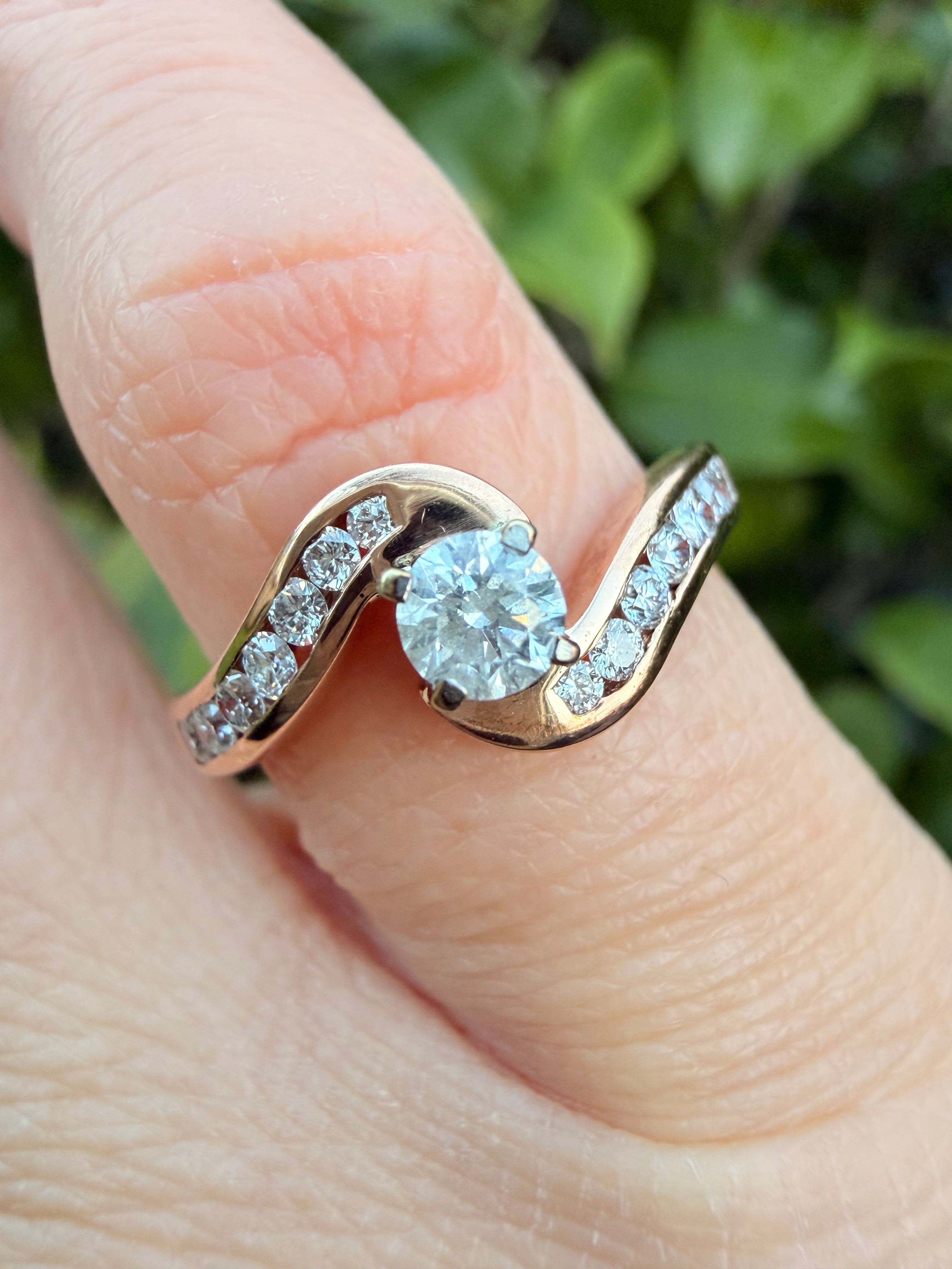 9k Rose Gold 0.37ct Round Cut Natural Diamond Ring certified