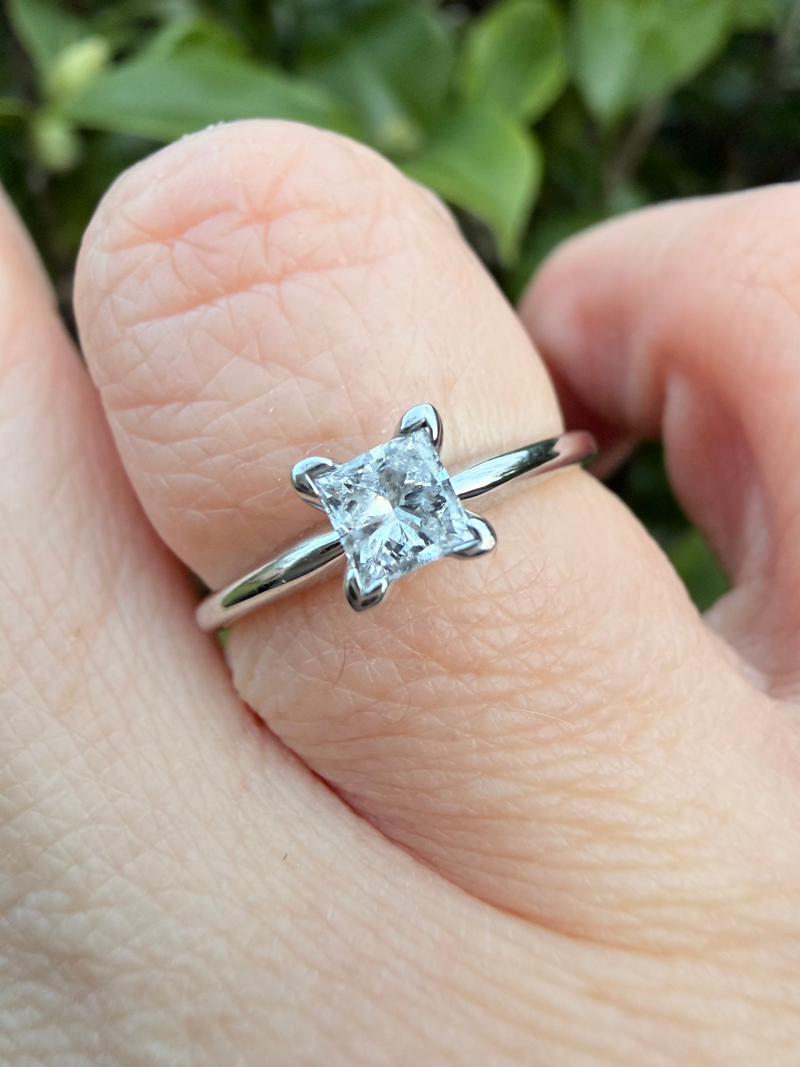 14k White Gold 0.37ct Natural Princess Cut Diamond Solitaire Ring certified