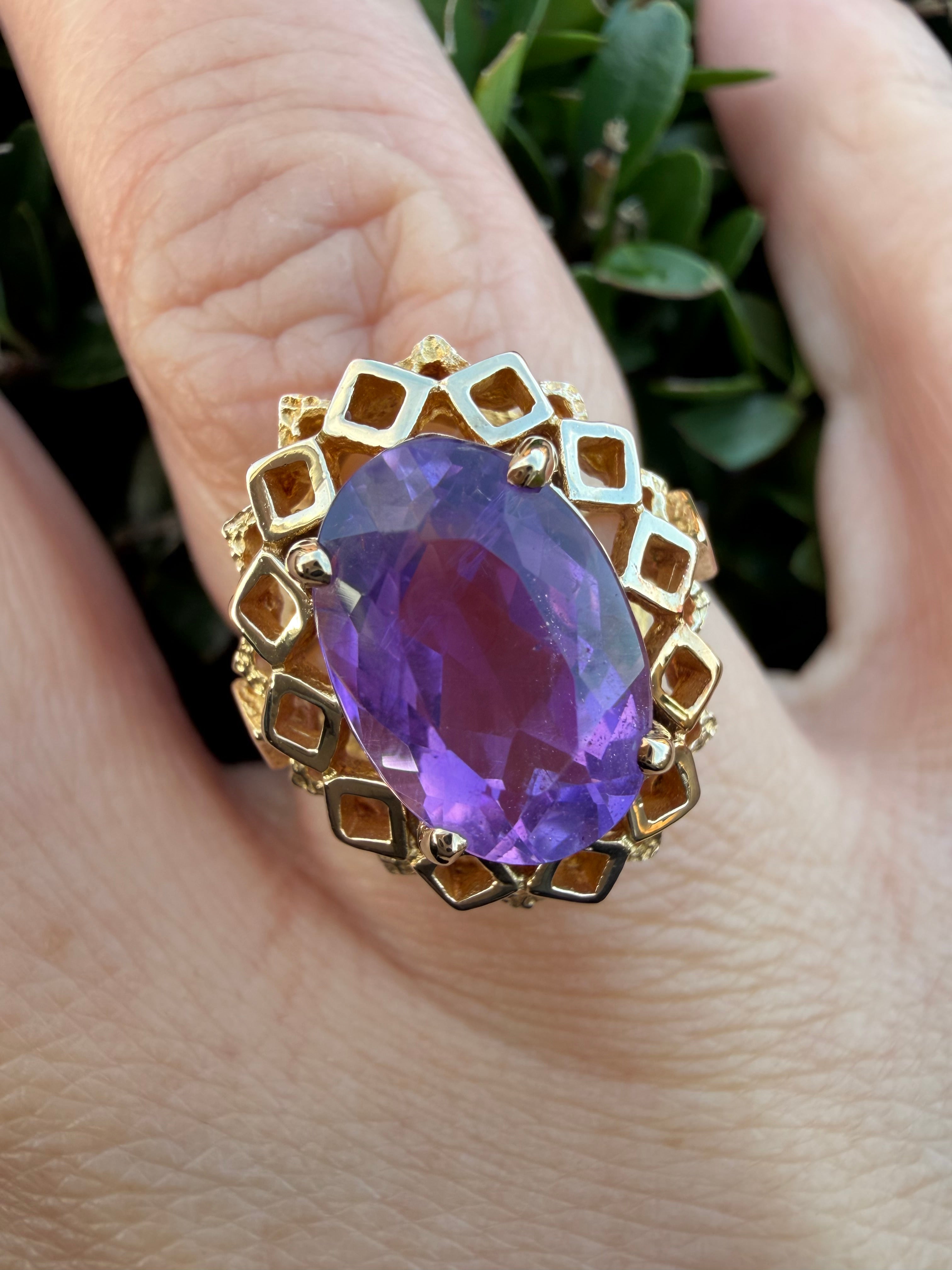 10k Yellow Gold 3.30ct Natural Amethyst Solitaire Ring certified