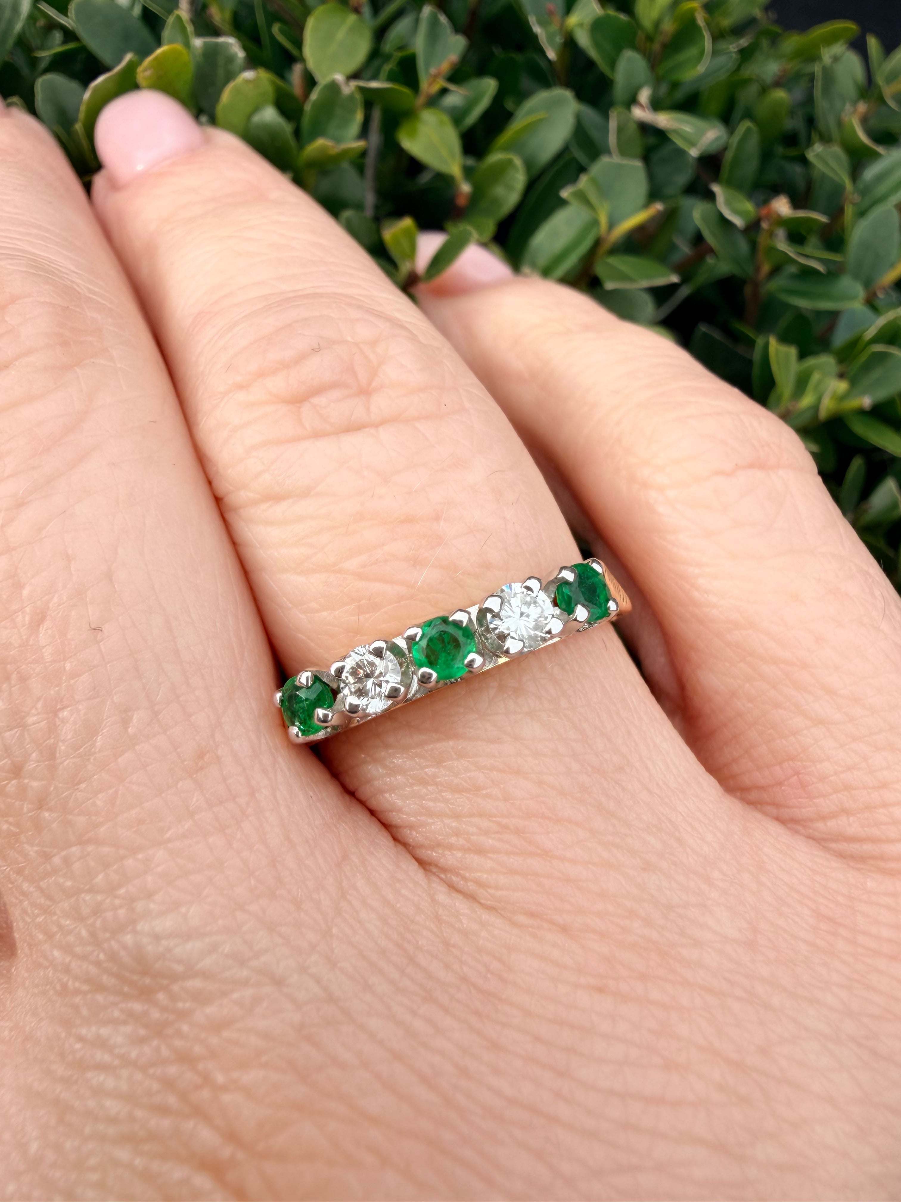 18K Yellow Gold Natural Diamond & Zambian Emerald Half Eternity Ring Certified